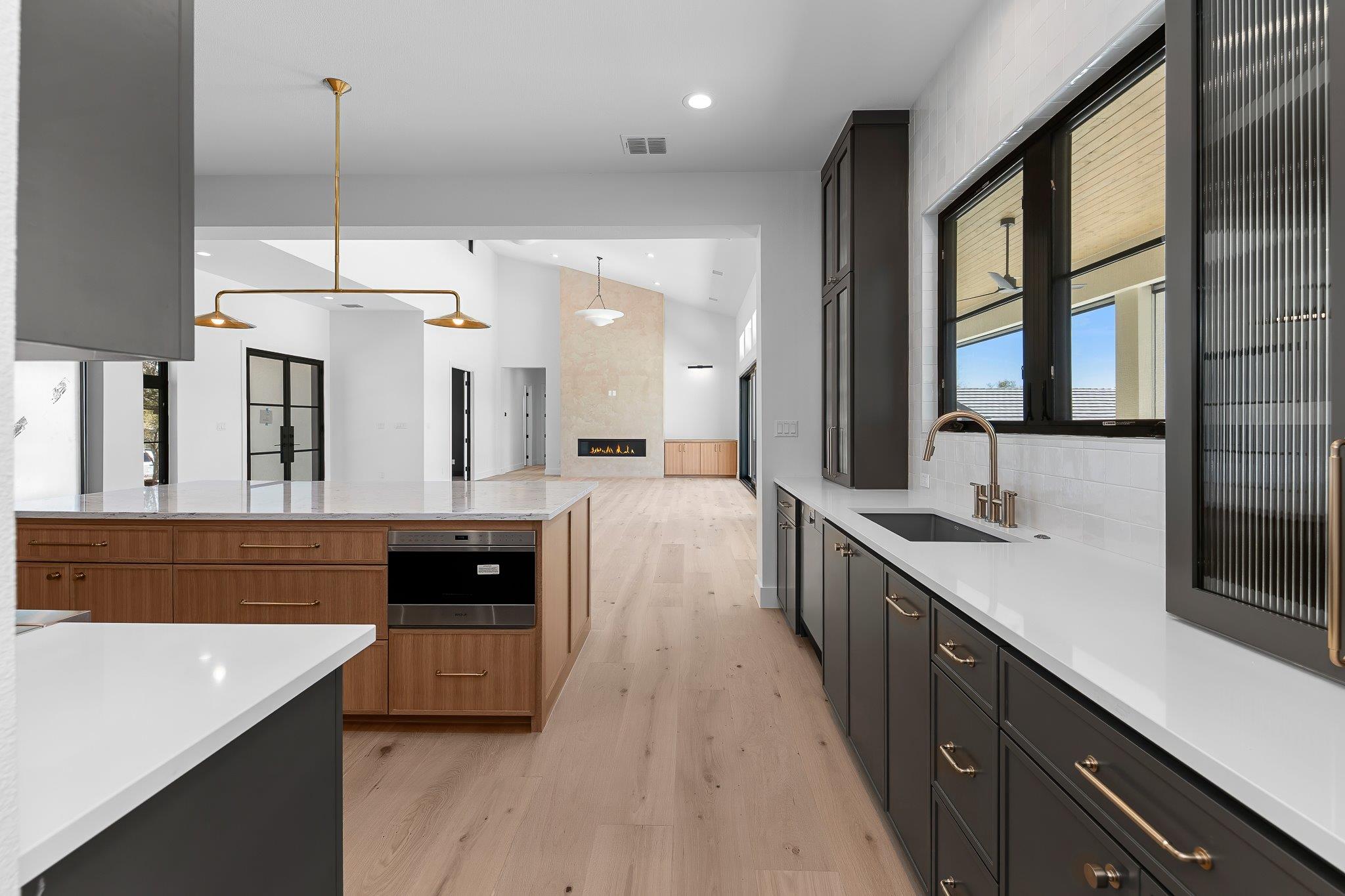 1006 Flint Ridge Trl, Georgetown, TX 78628