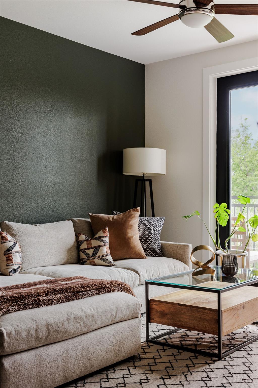 1900 Barton Springs Rd # 3028, Austin, TX 78704