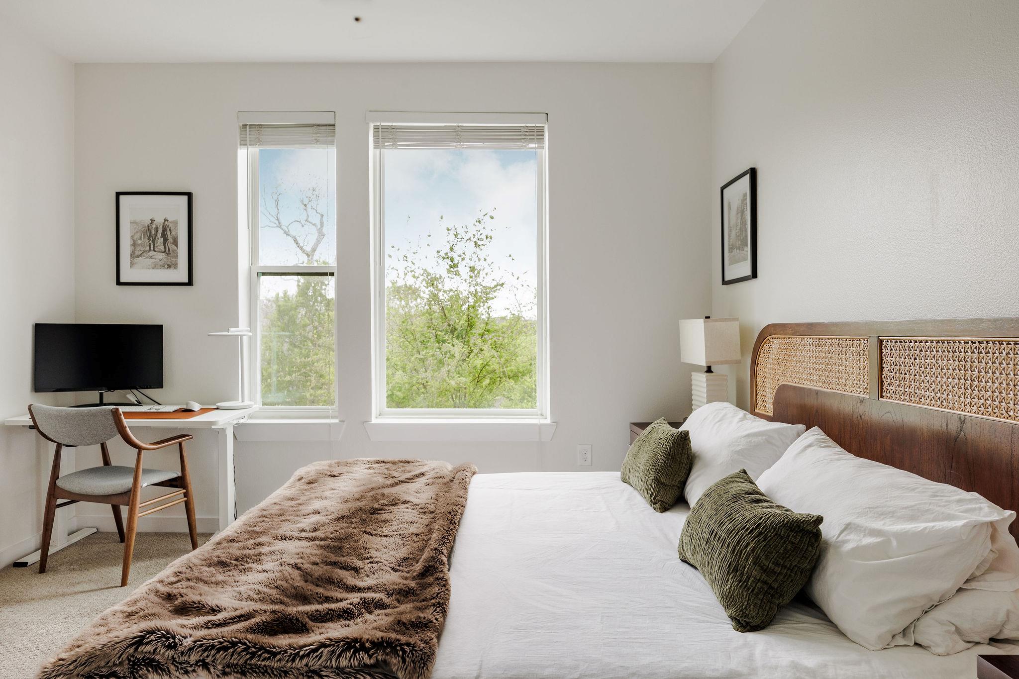 1900 Barton Springs Rd # 3028, Austin, TX 78704