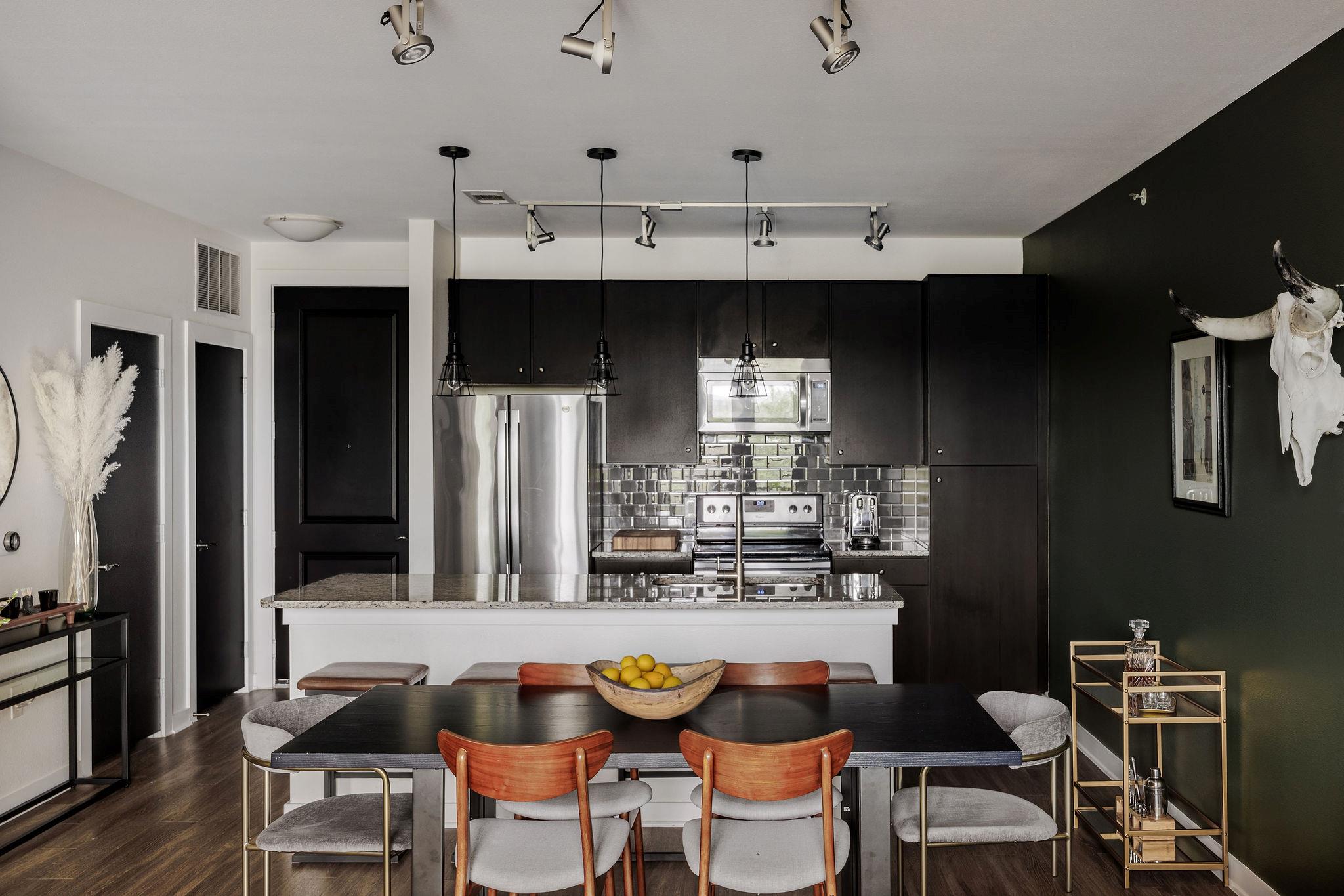 1900 Barton Springs Rd # 3028, Austin, TX 78704