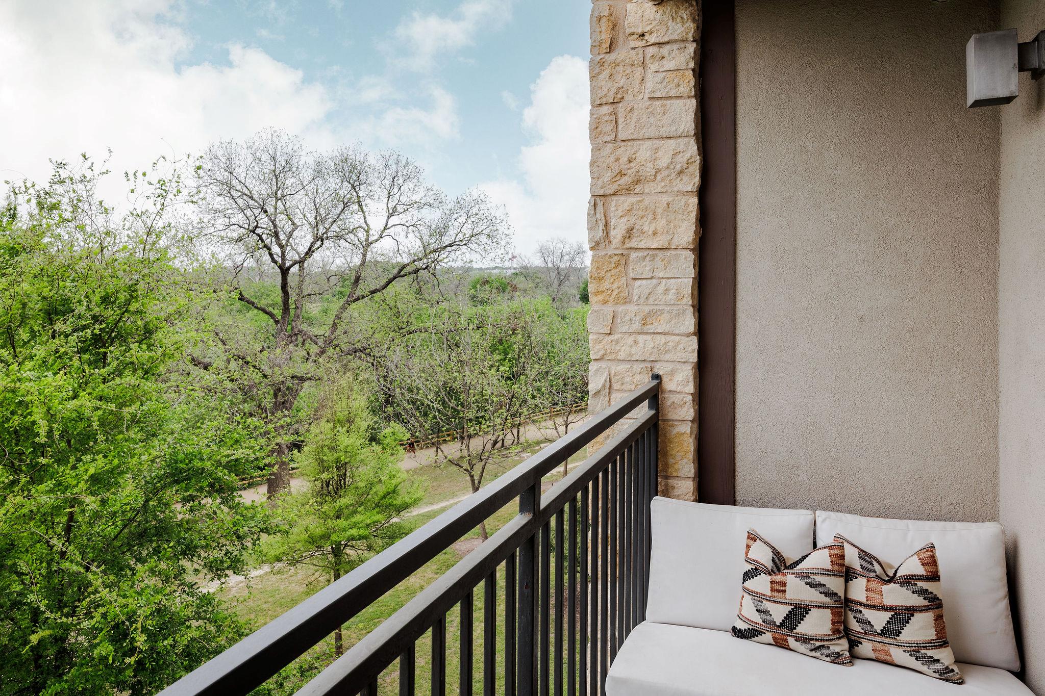 1900 Barton Springs Rd # 3028, Austin, TX 78704