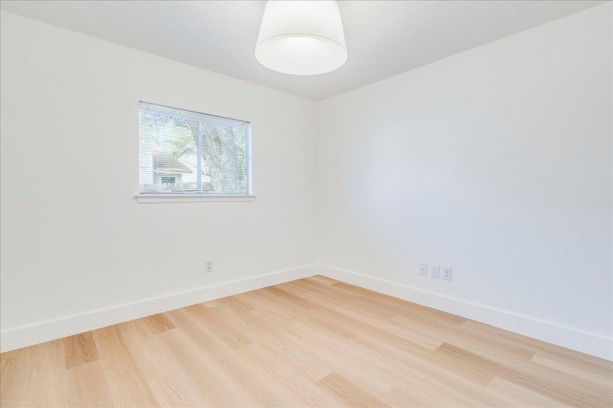 13000 Meadowheath Cv, Austin, TX 78729