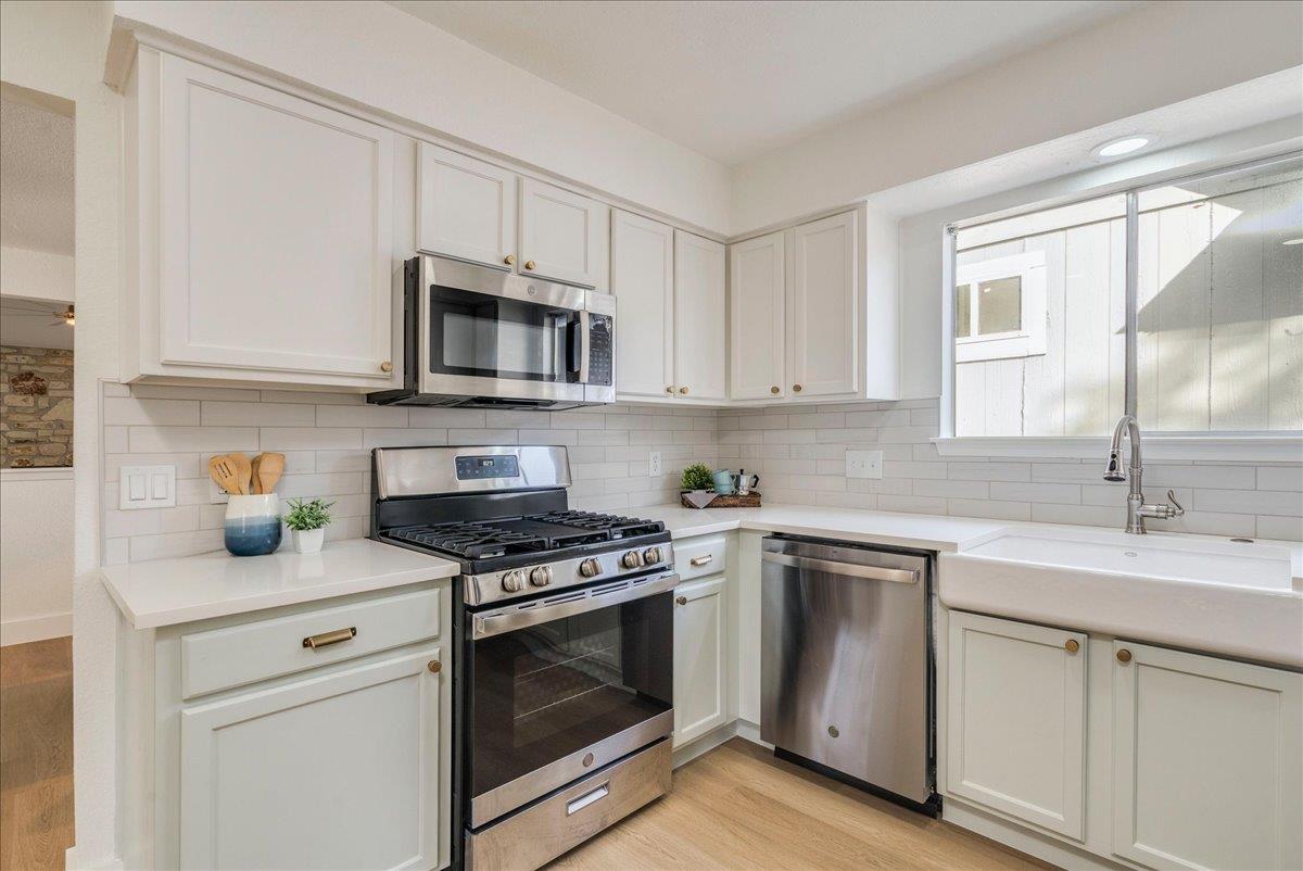 13000 Meadowheath Cv, Austin, TX 78729