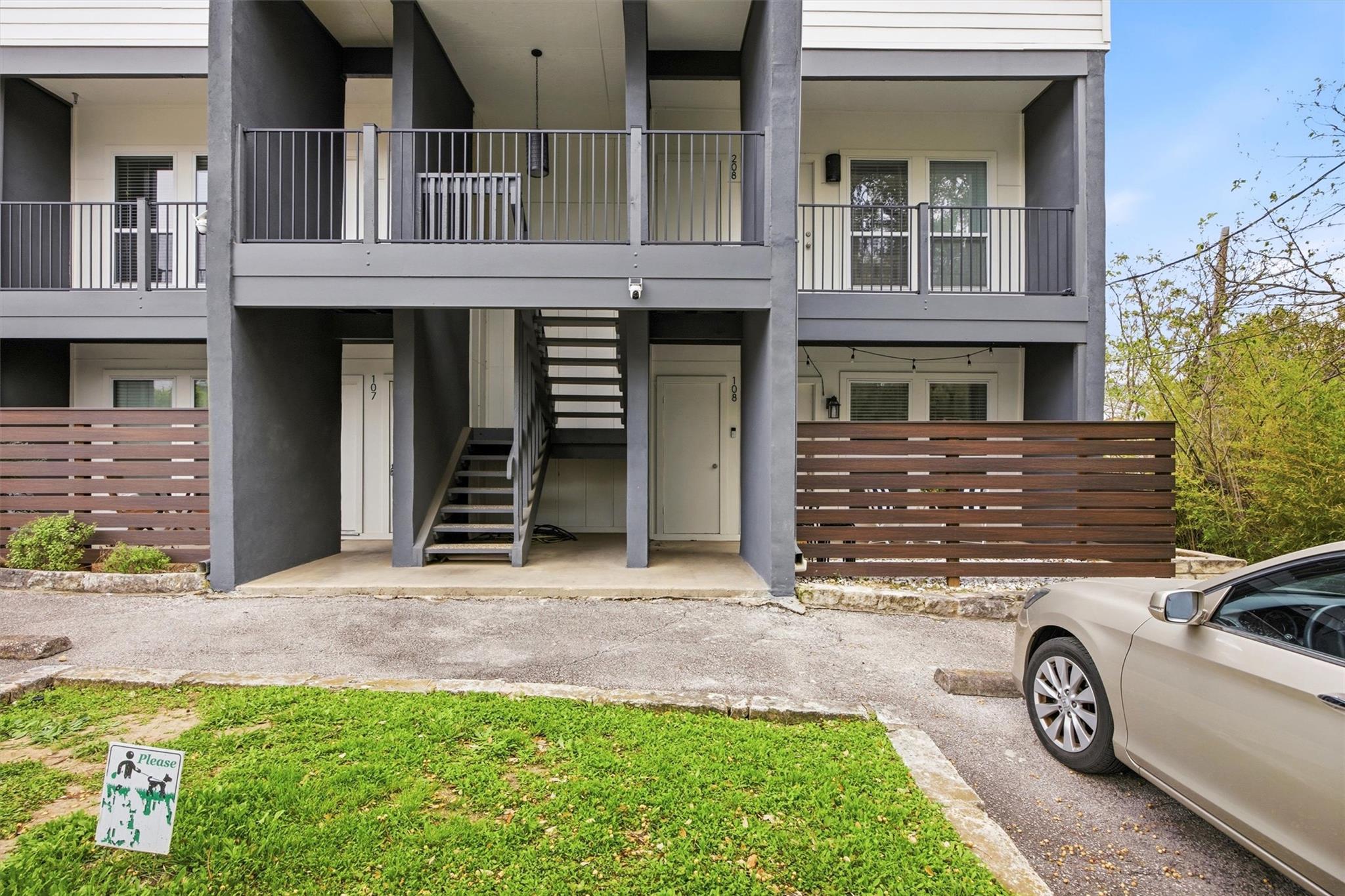 1509 W 39 1/2 St # 108, Austin, TX 78756