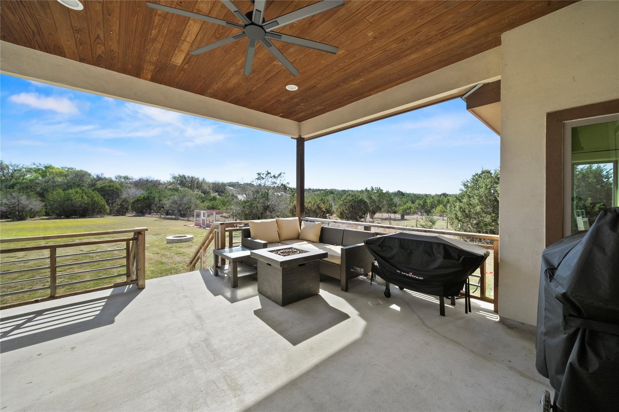 1773 Desiree St, Canyon Lake, TX 78133