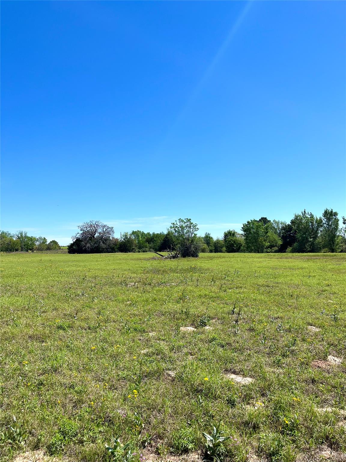 2654 County Road 329, Lincoln, TX 78948