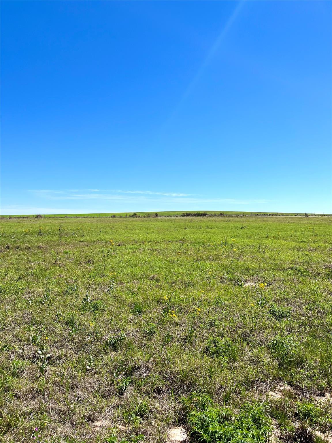 2654 County Road 329, Lincoln, TX 78948