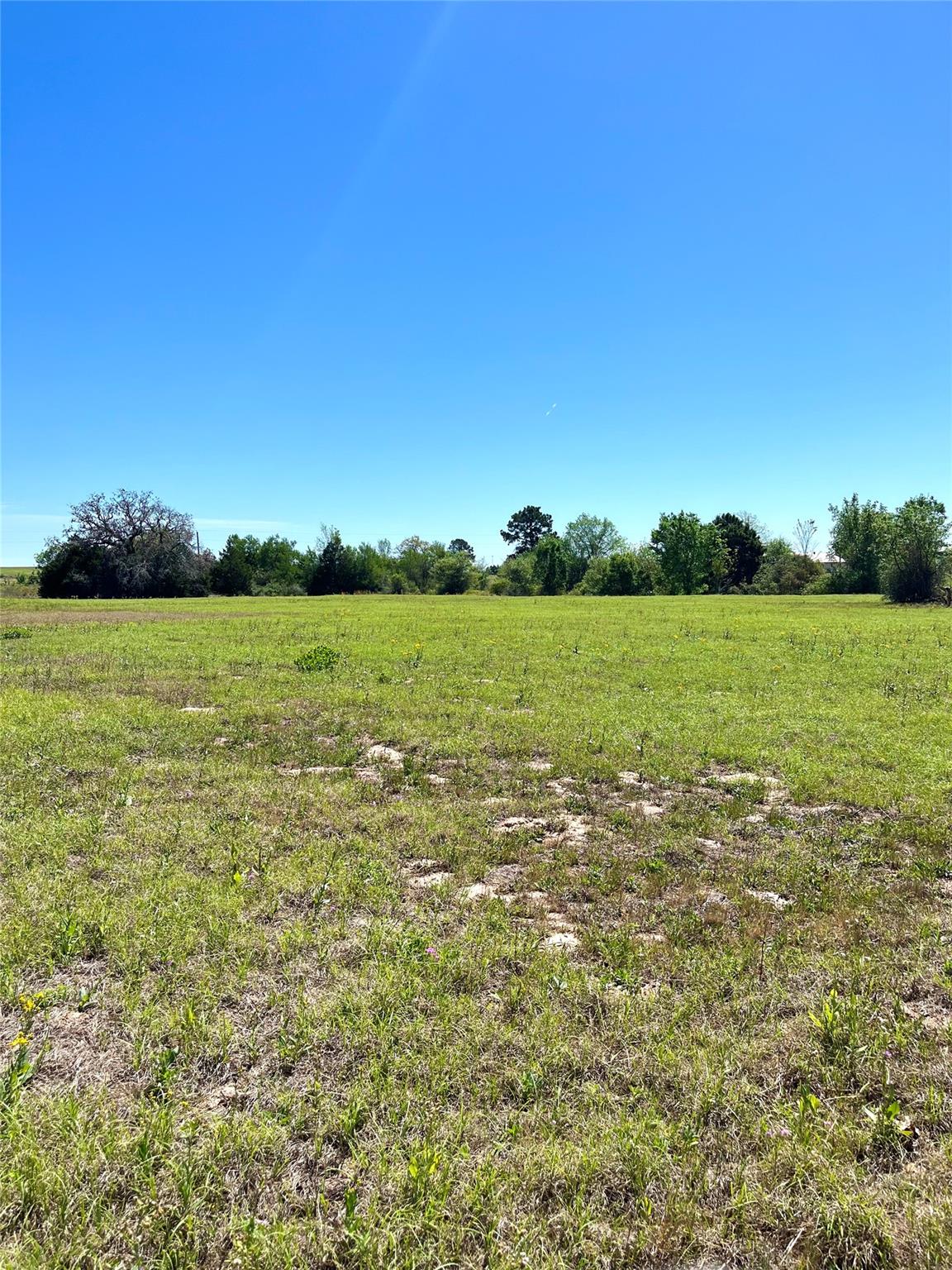 2654 County Road 329, Lincoln, TX 78948