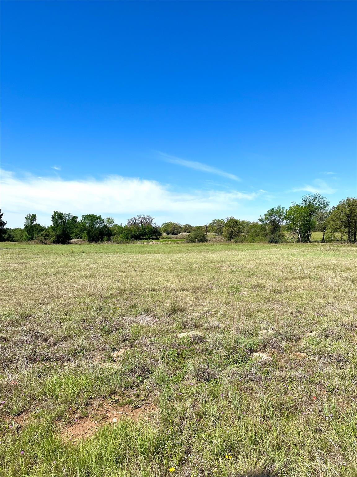 2654 County Road 329, Lincoln, TX 78948