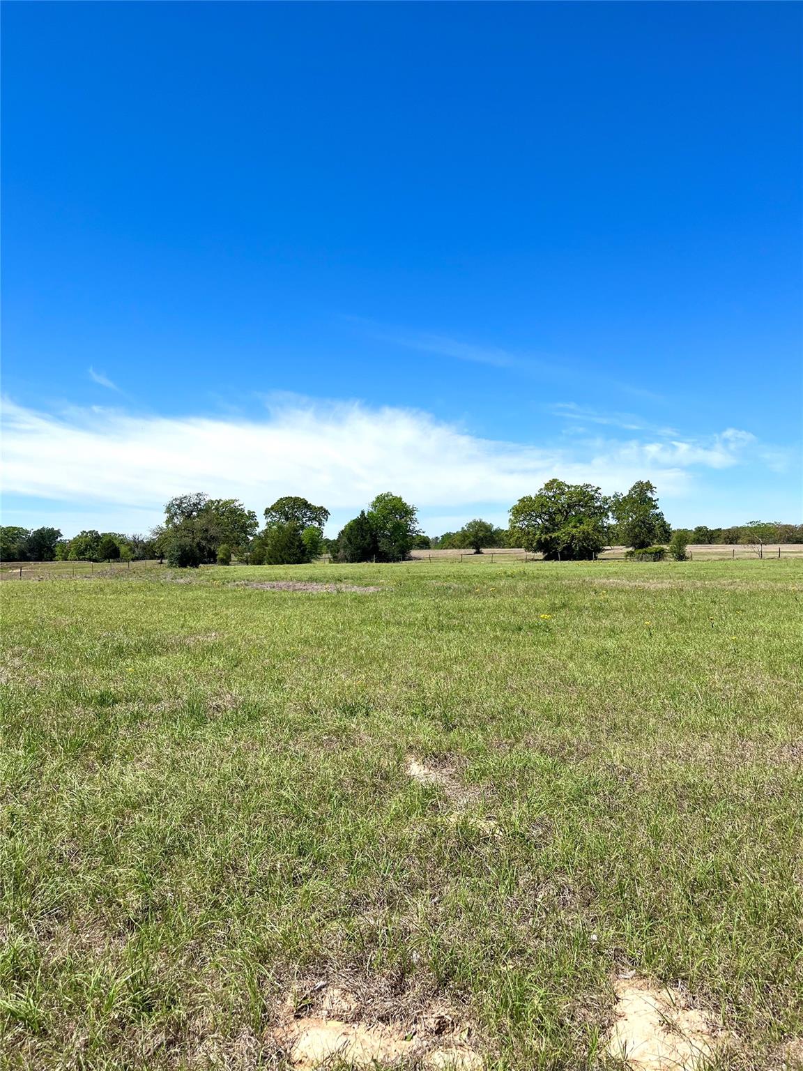 2654 County Road 329, Lincoln, TX 78948