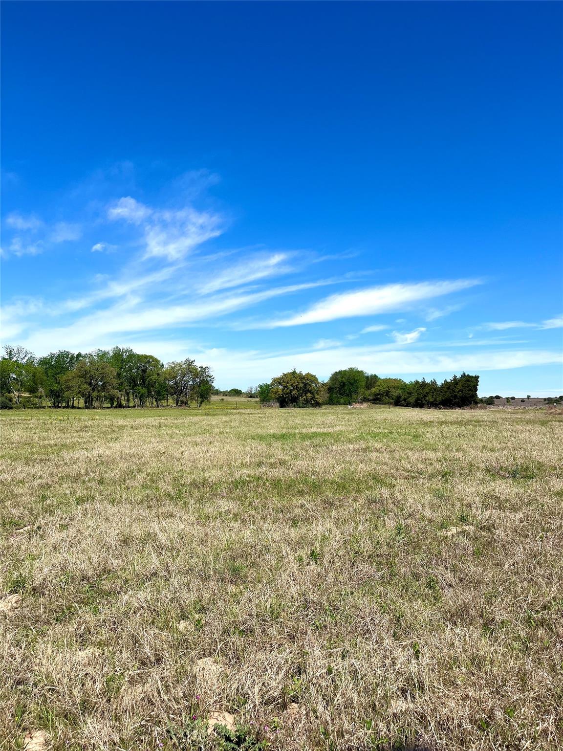 2654 County Road 329, Lincoln, TX 78948