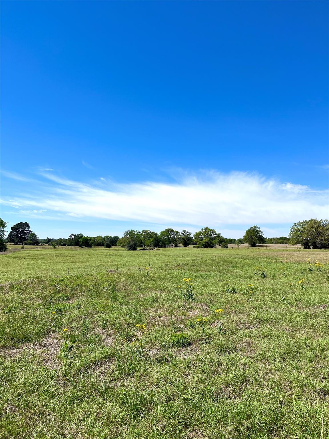 2654 County Road 329, Lincoln, TX 78948