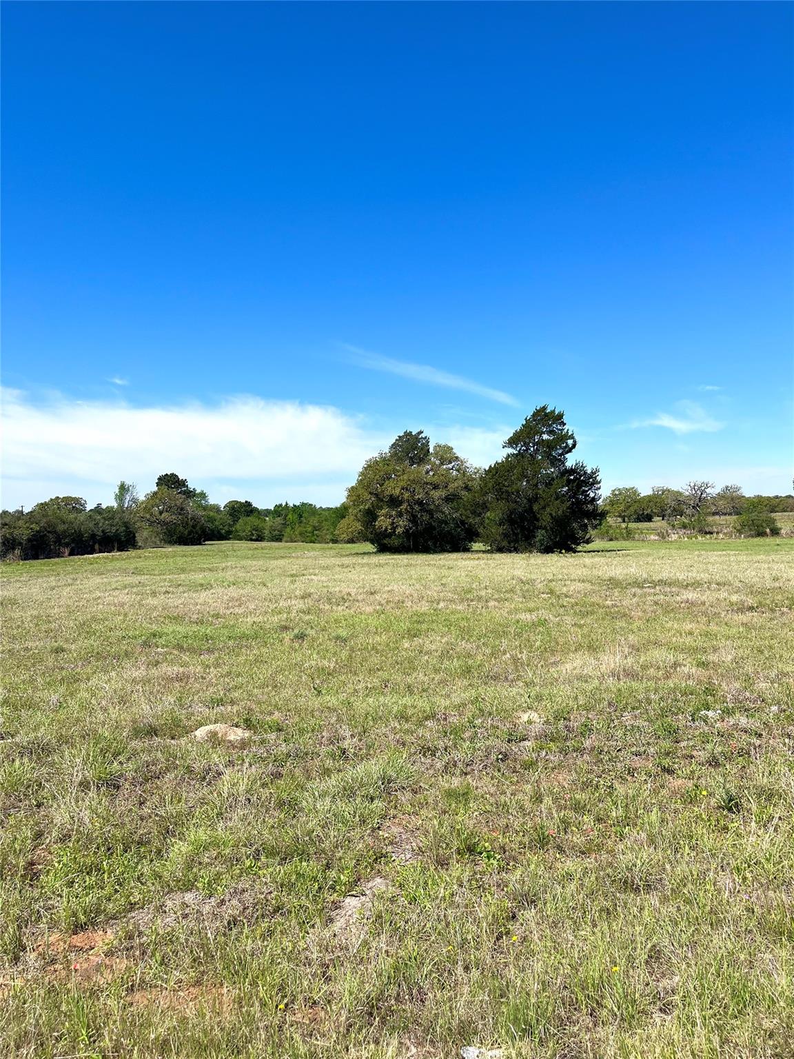 2654 County Road 329, Lincoln, TX 78948