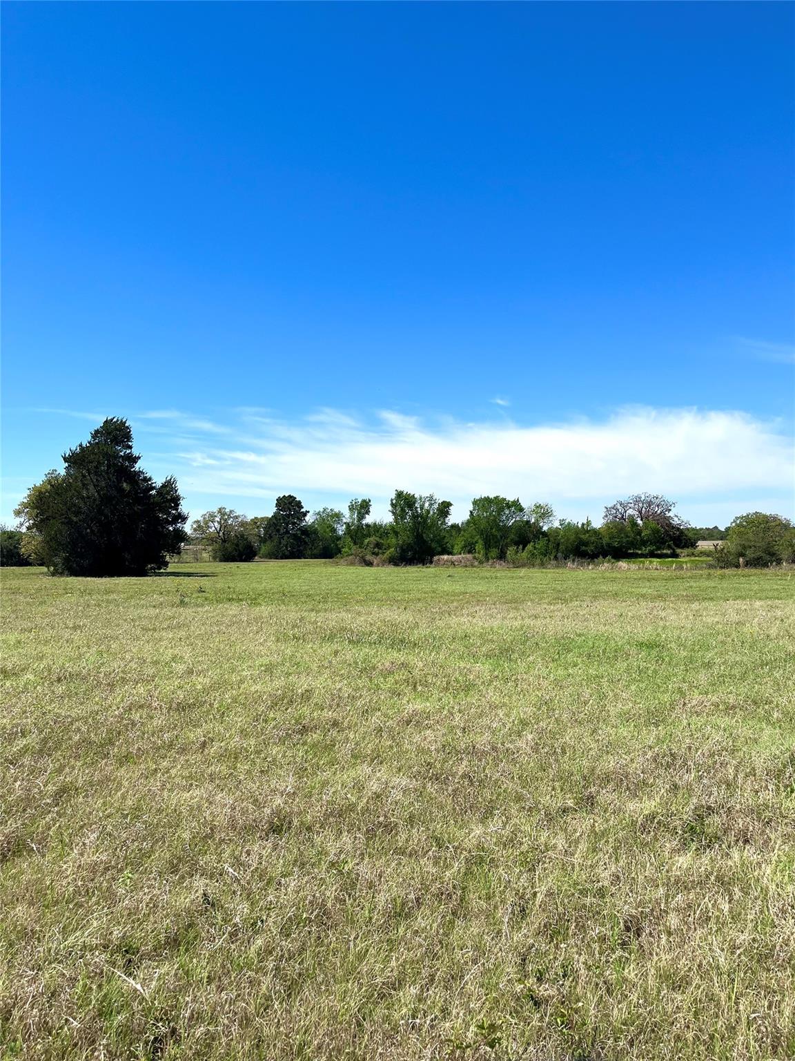 2654 County Road 329, Lincoln, TX 78948