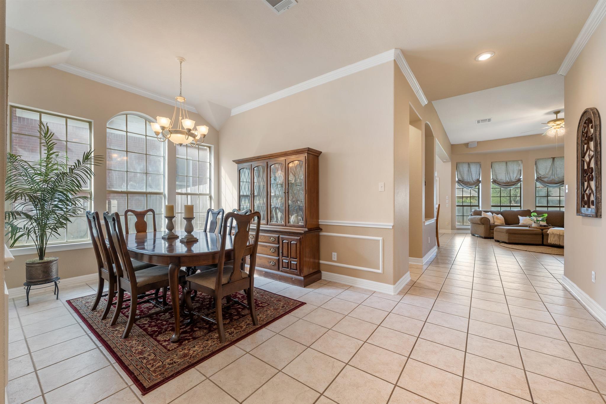 15016 Thatcher Dr, Austin, TX 78717