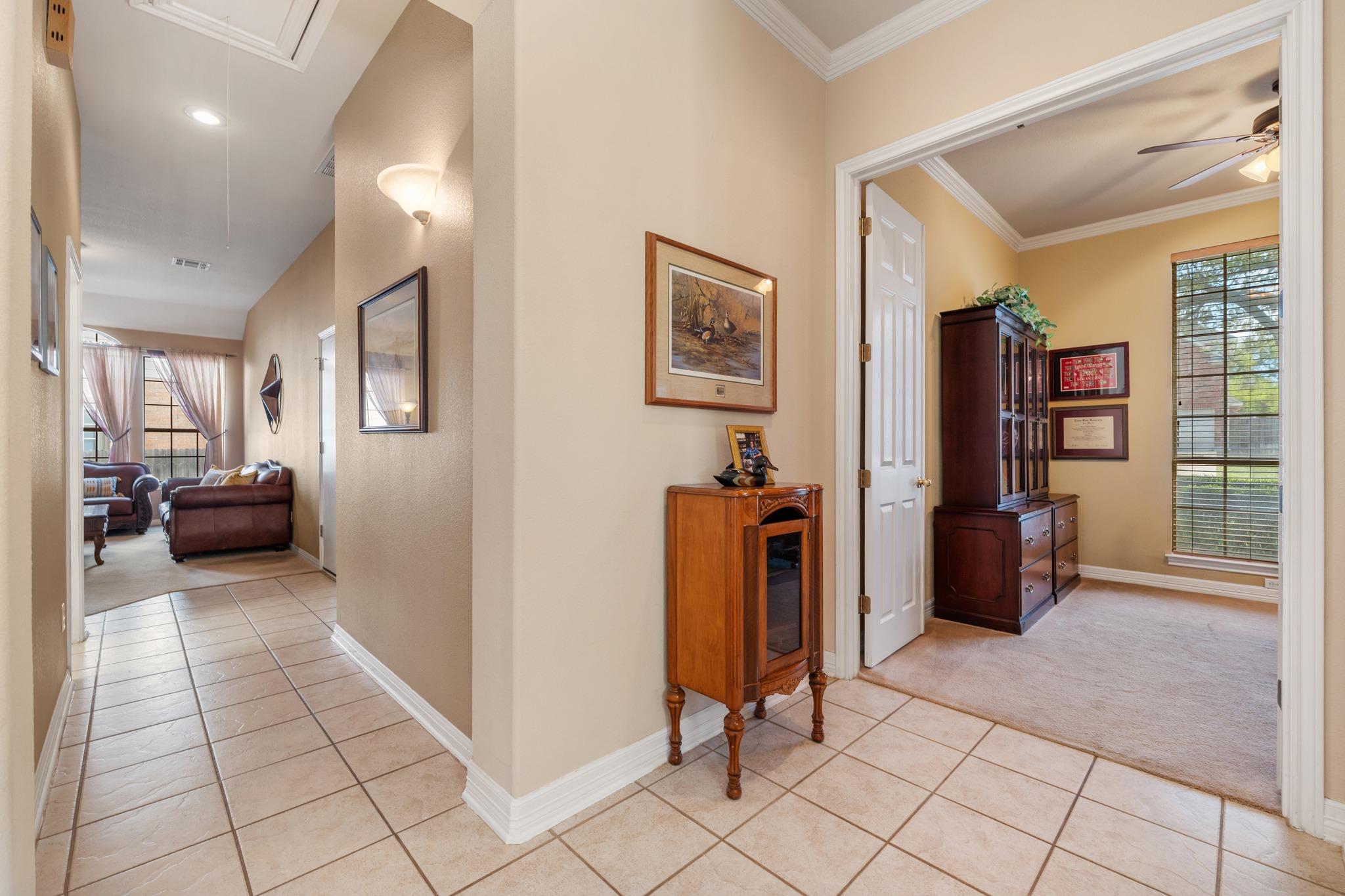 15016 Thatcher Dr, Austin, TX 78717