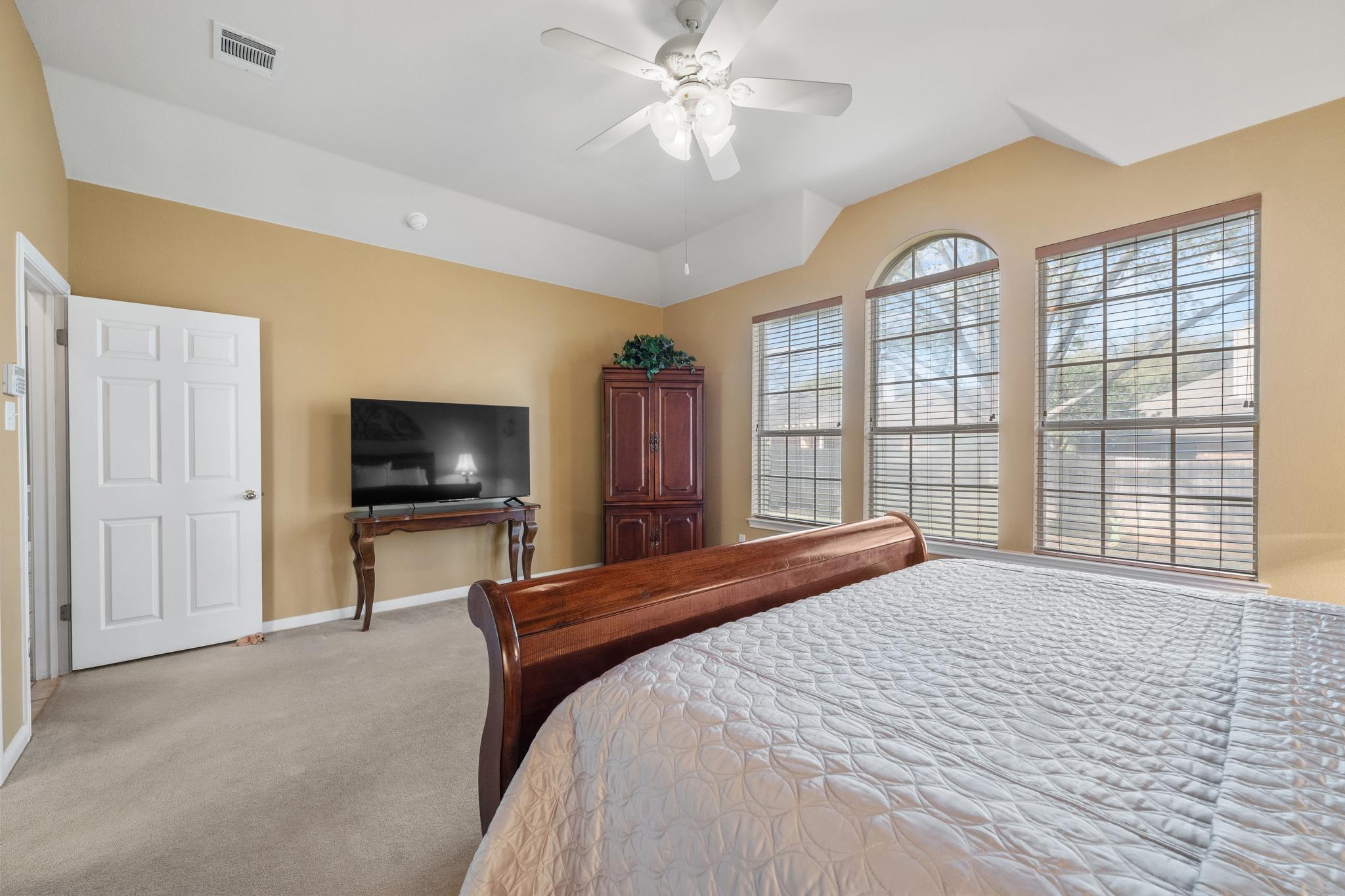 15016 Thatcher Dr, Austin, TX 78717