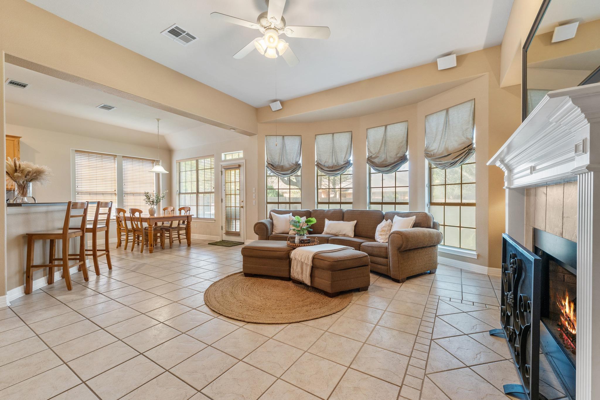 15016 Thatcher Dr, Austin, TX 78717