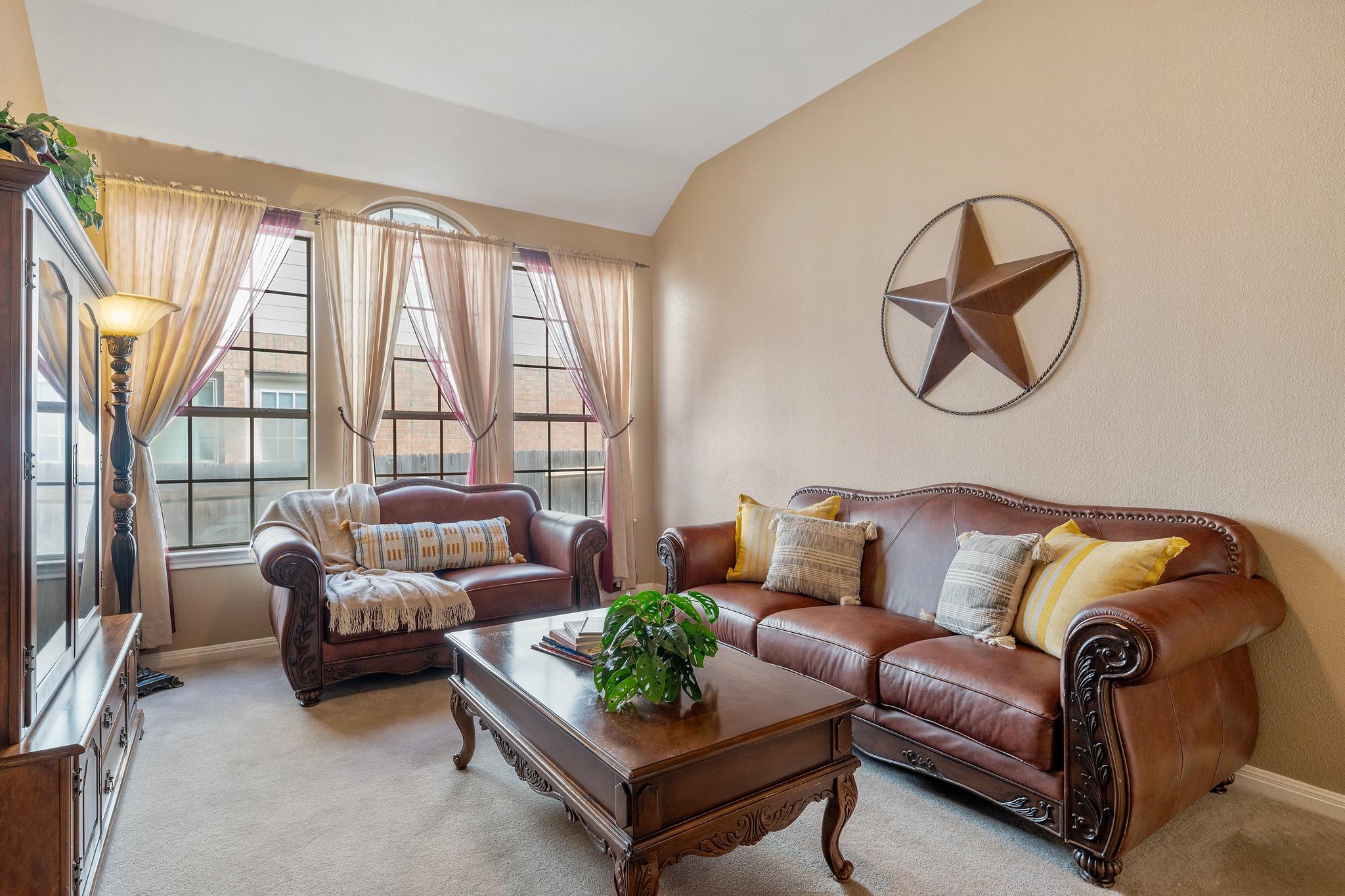 15016 Thatcher Dr, Austin, TX 78717