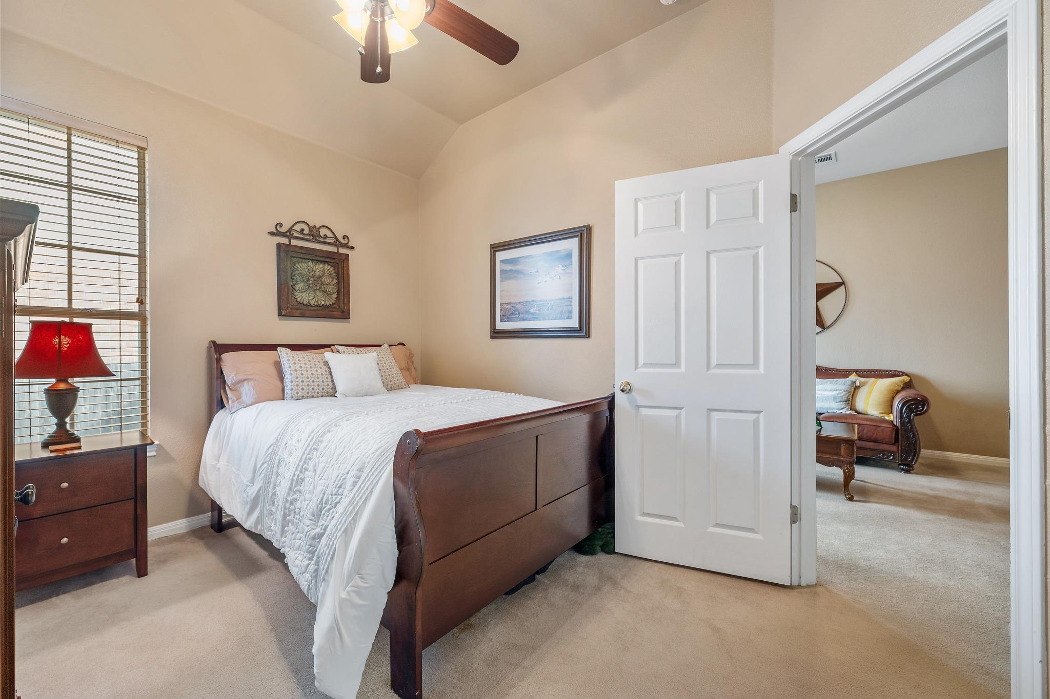 15016 Thatcher Dr, Austin, TX 78717