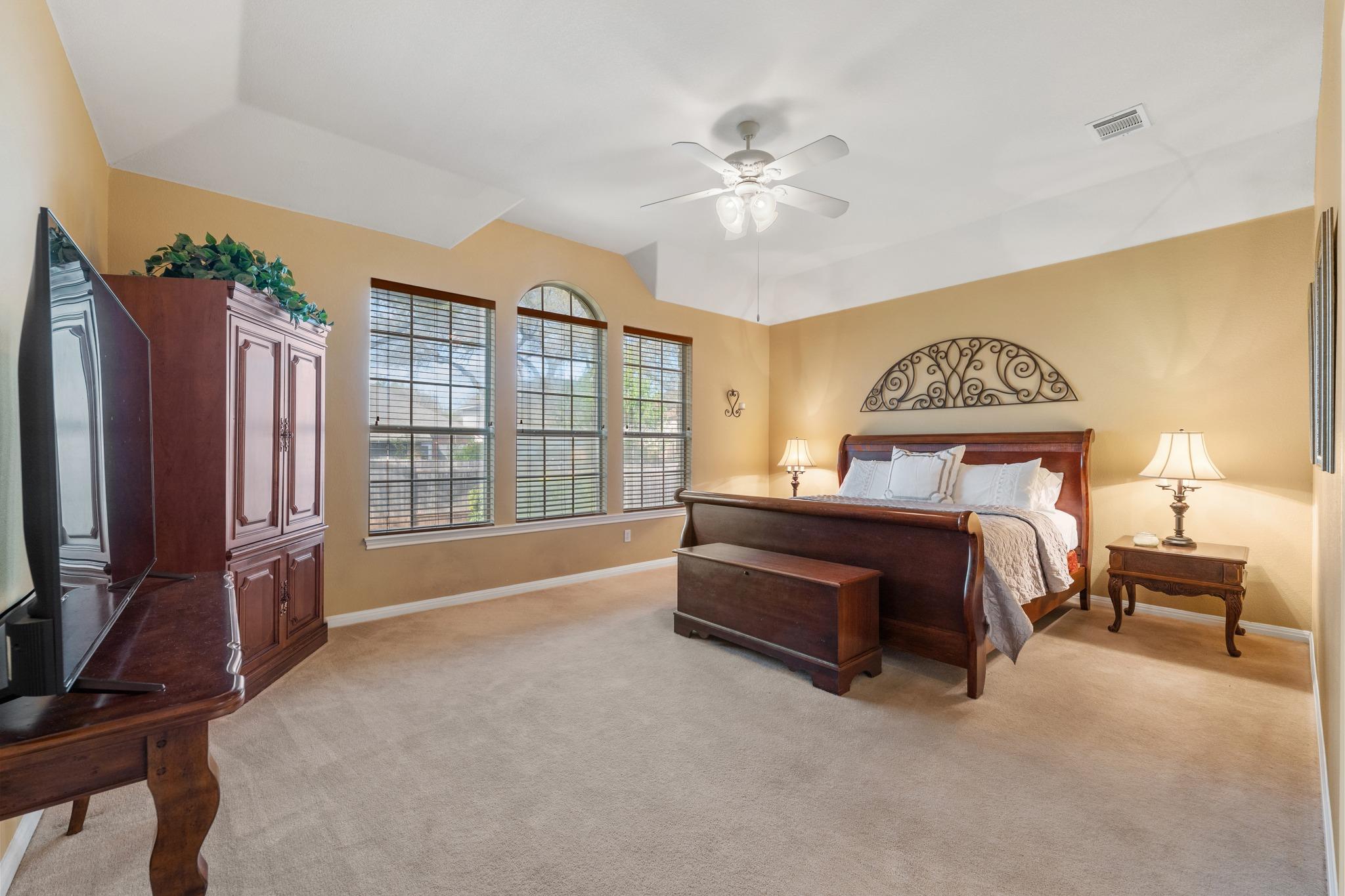 15016 Thatcher Dr, Austin, TX 78717