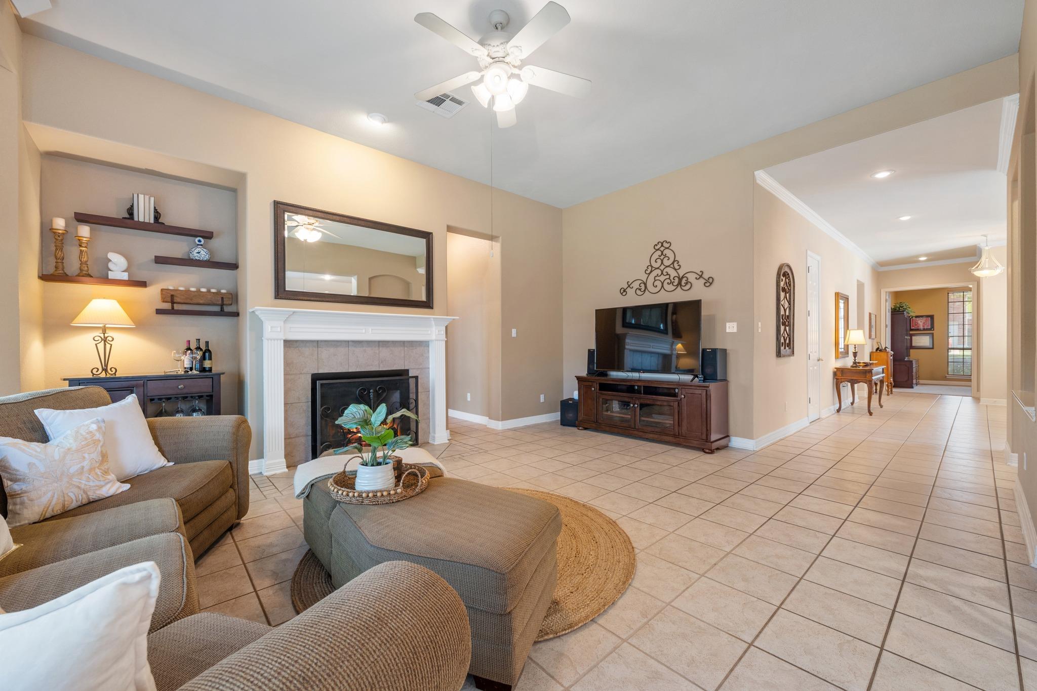 15016 Thatcher Dr, Austin, TX 78717