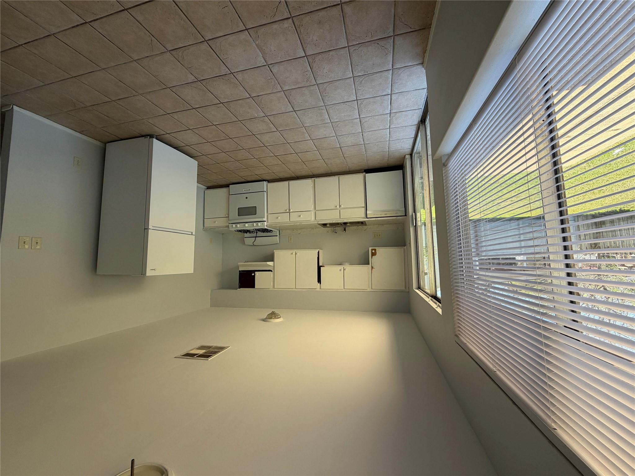 2002 Covered Wagon Pass, Austin, TX 78744