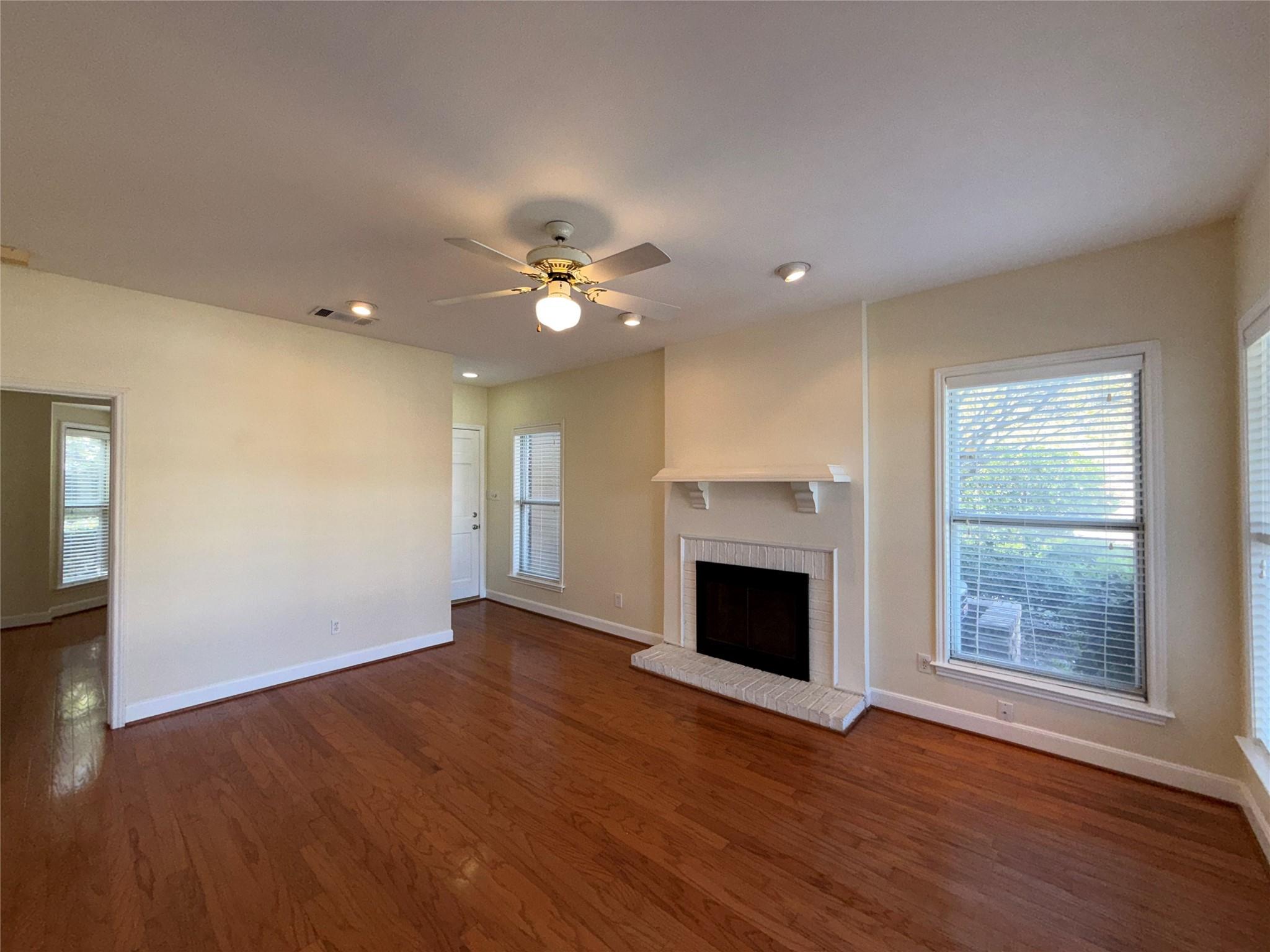 5 TOURNAMENT WAY Dr # 7, The Hills, TX 78738