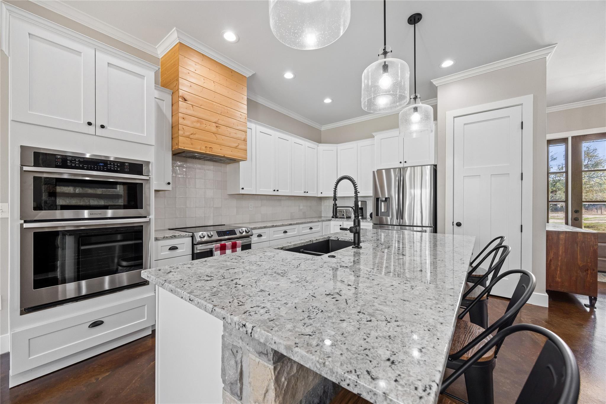 1602 County Road 250, Burnet, TX 78611