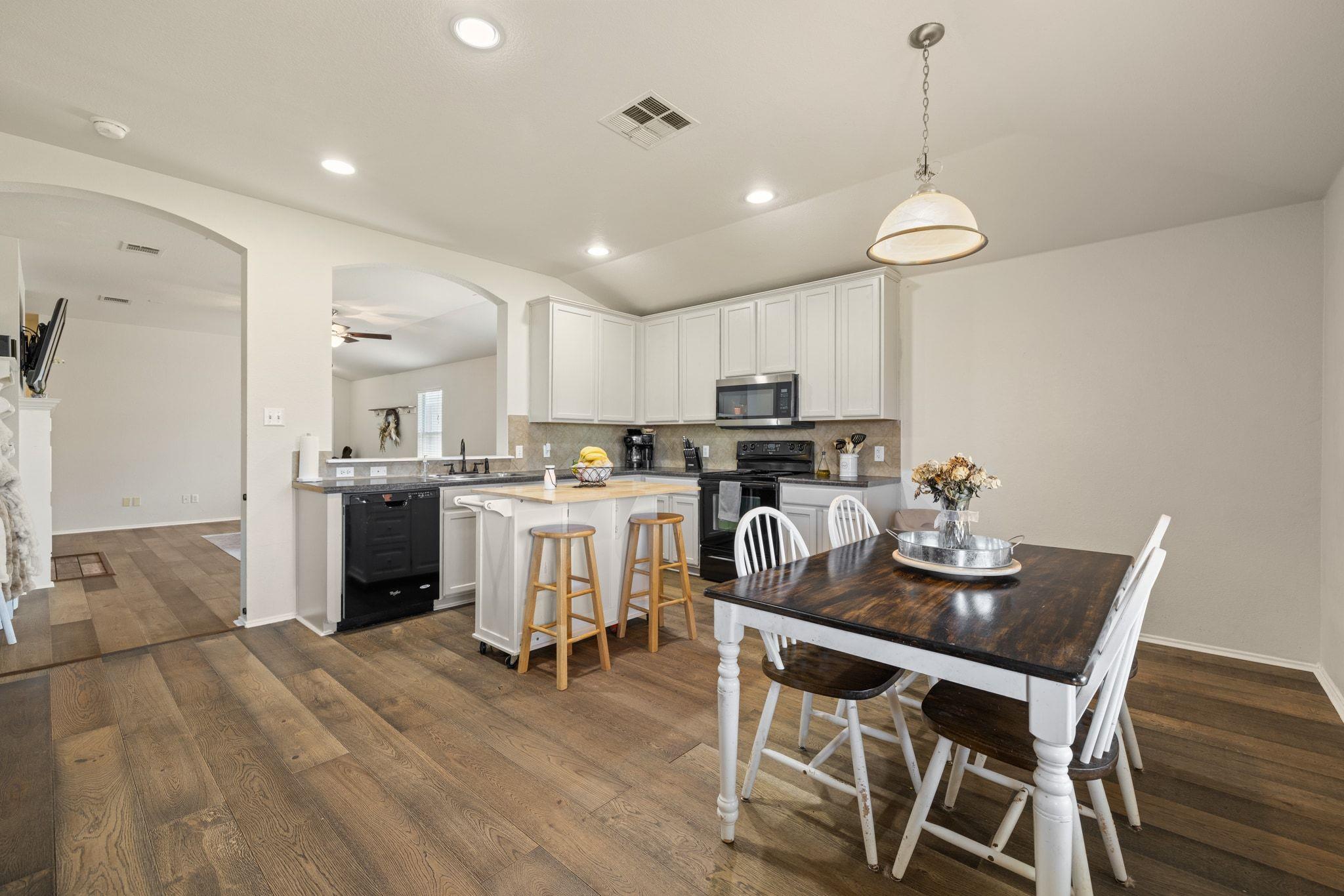 718 Sugar Brook Dr, Temple, TX 76502