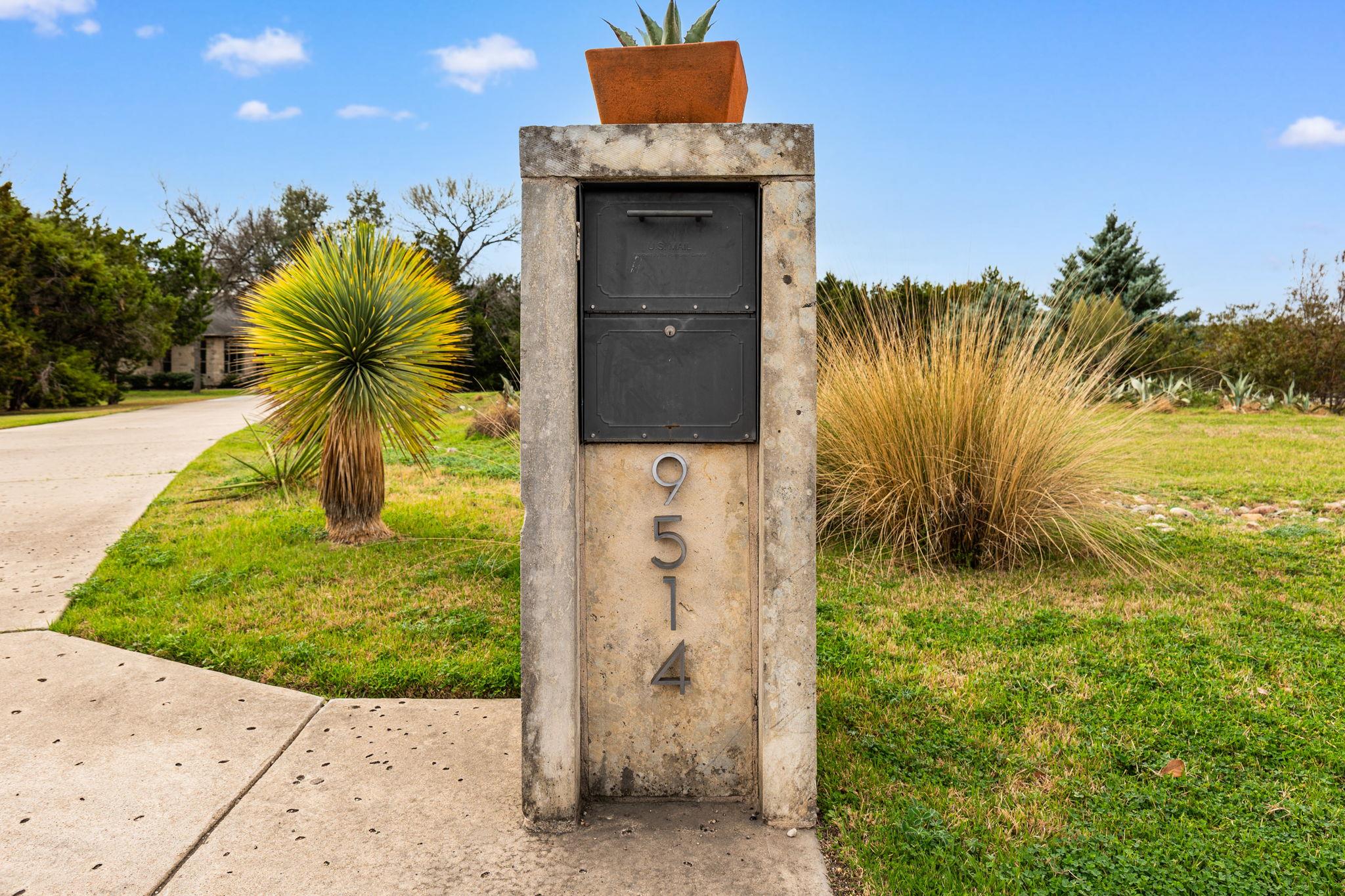 9514 San Lucas Dr, Austin, TX 78737