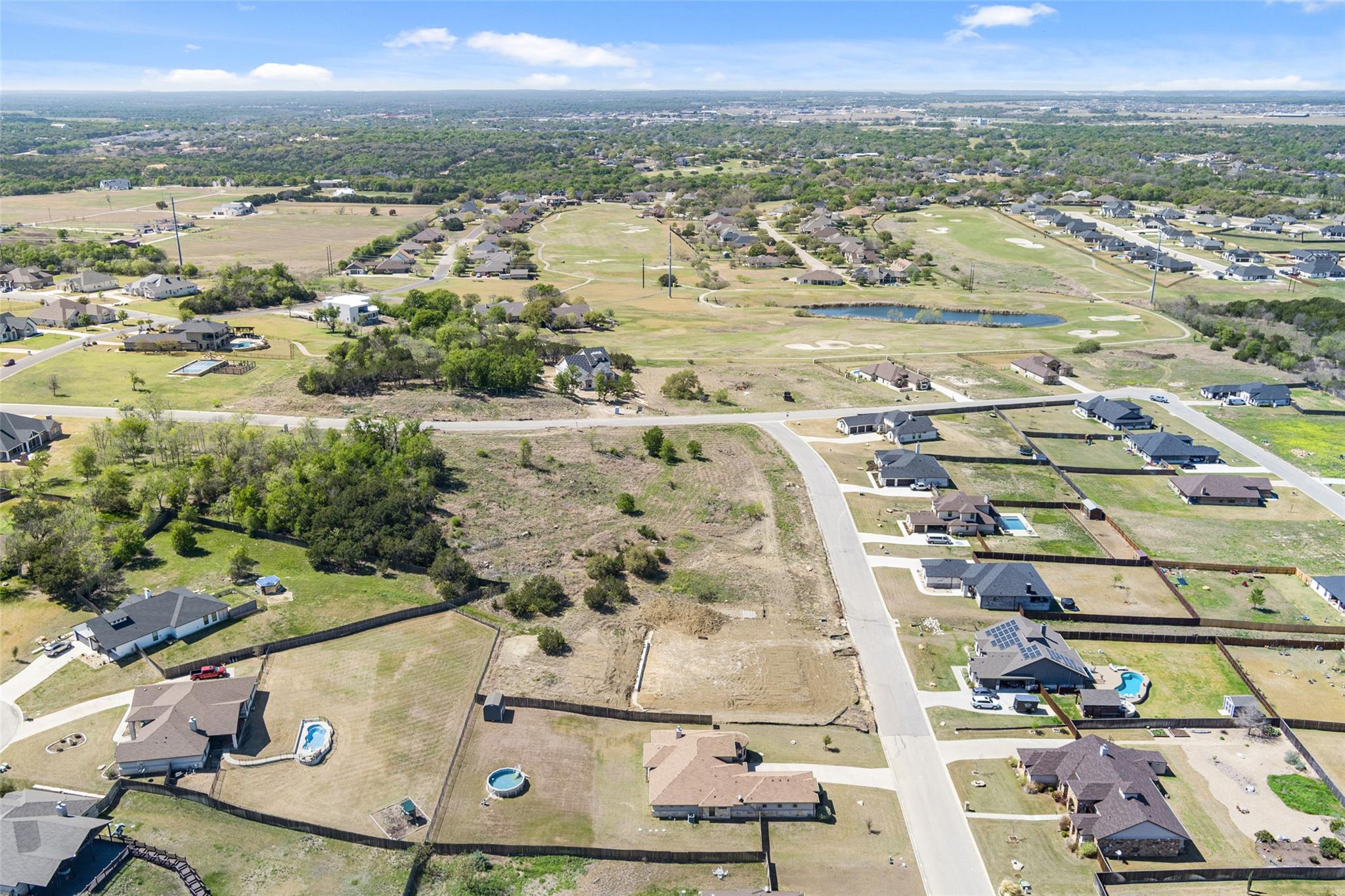 1007 Saddle Bluff Dr, Salado, TX 76571