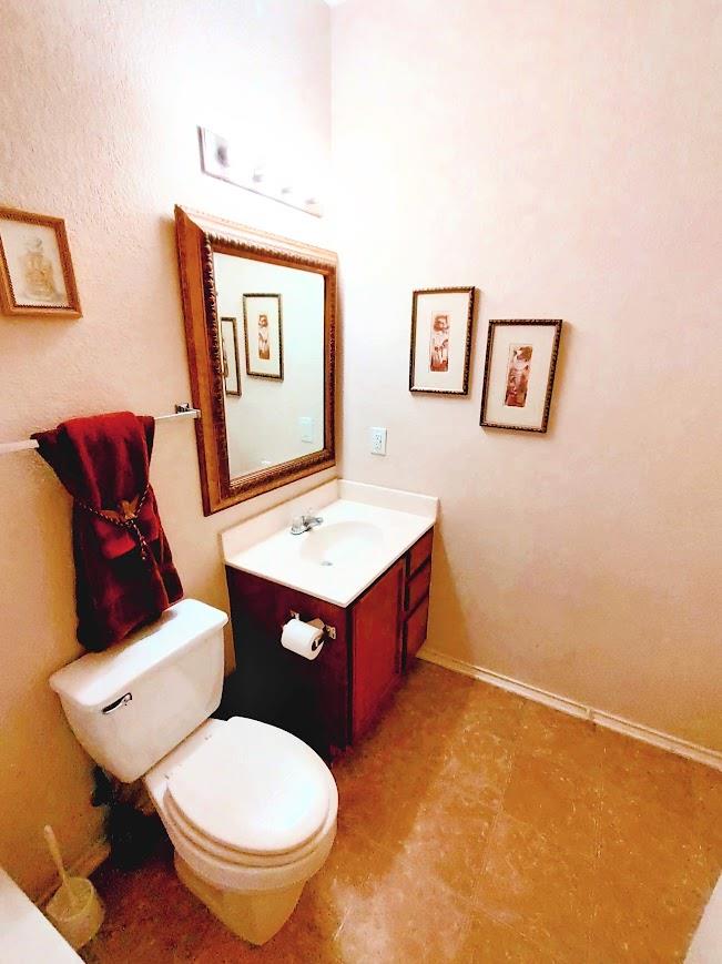 1844 Bayland St, Round Rock, TX 78664