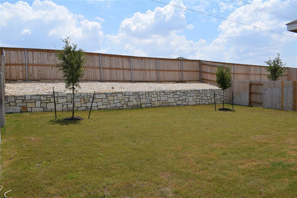 208 Shugart St, San Marcos, TX 78666