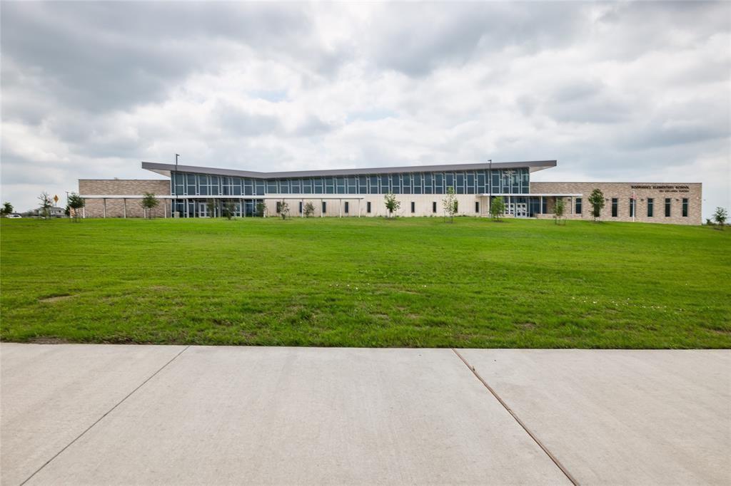 208 Shugart St, San Marcos, TX 78666