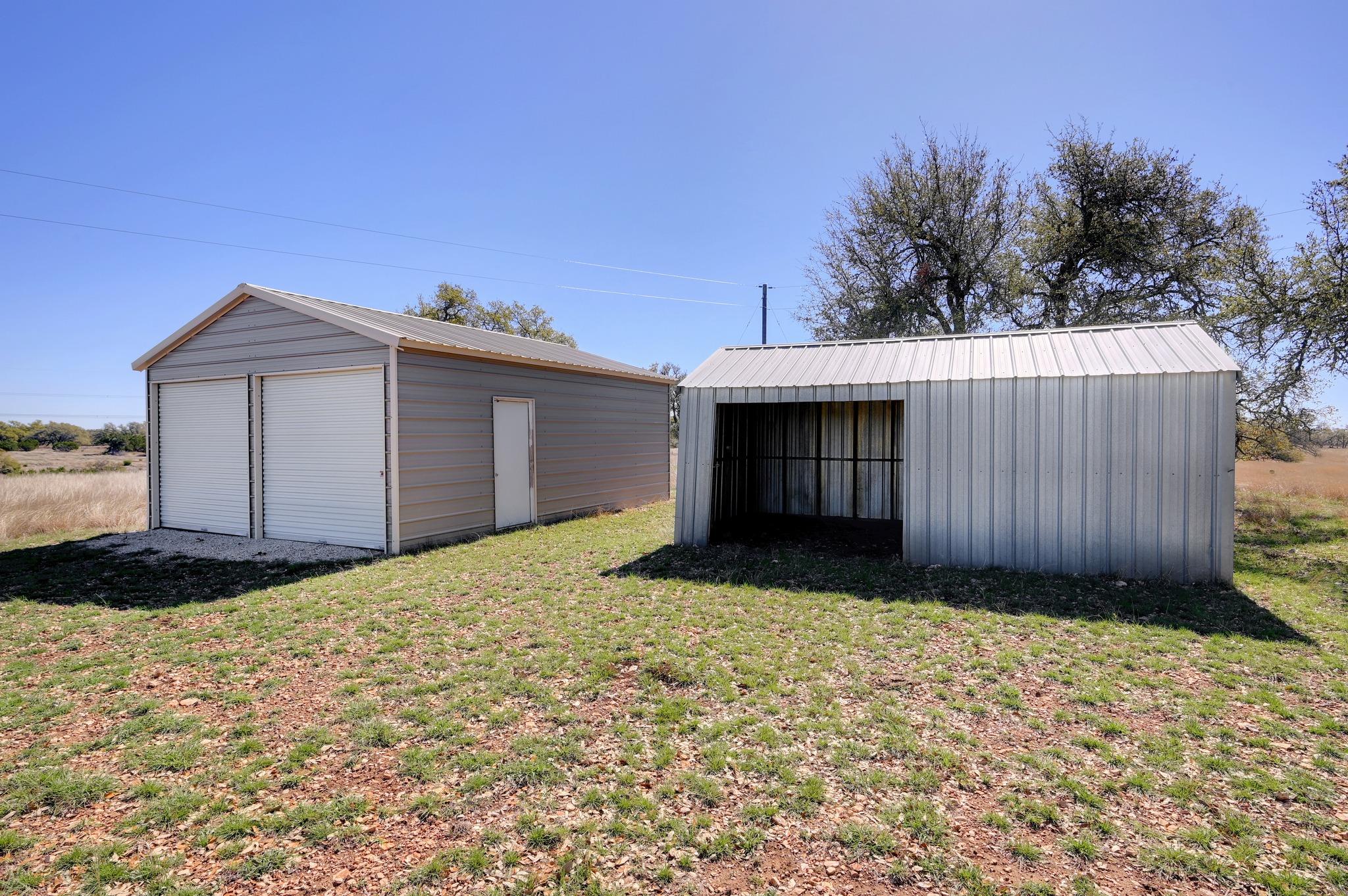 2803 Zenner Ahrens Rd, Fredericksburg, TX 78624