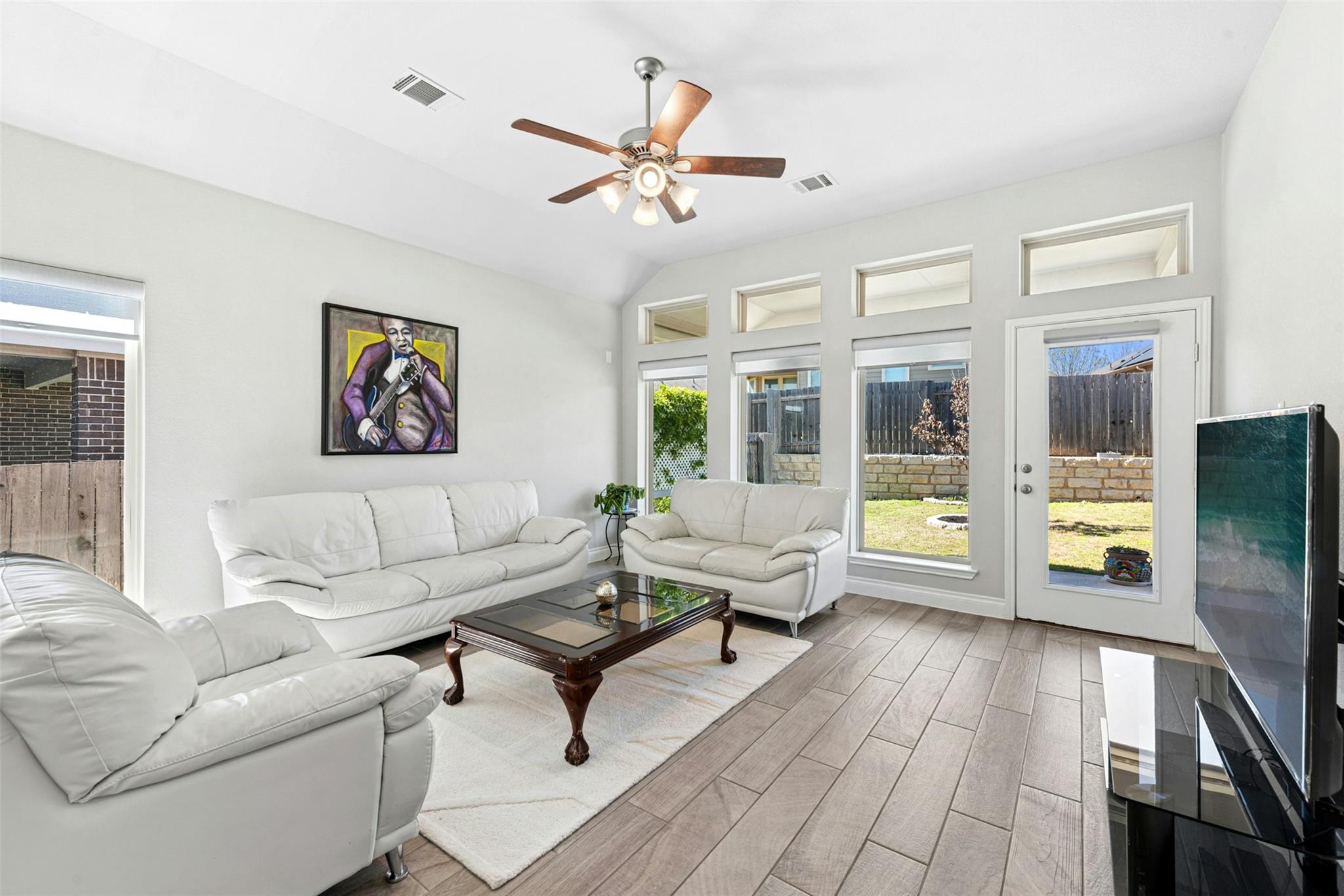 341 Crossvine Trl, Georgetown, TX 78626