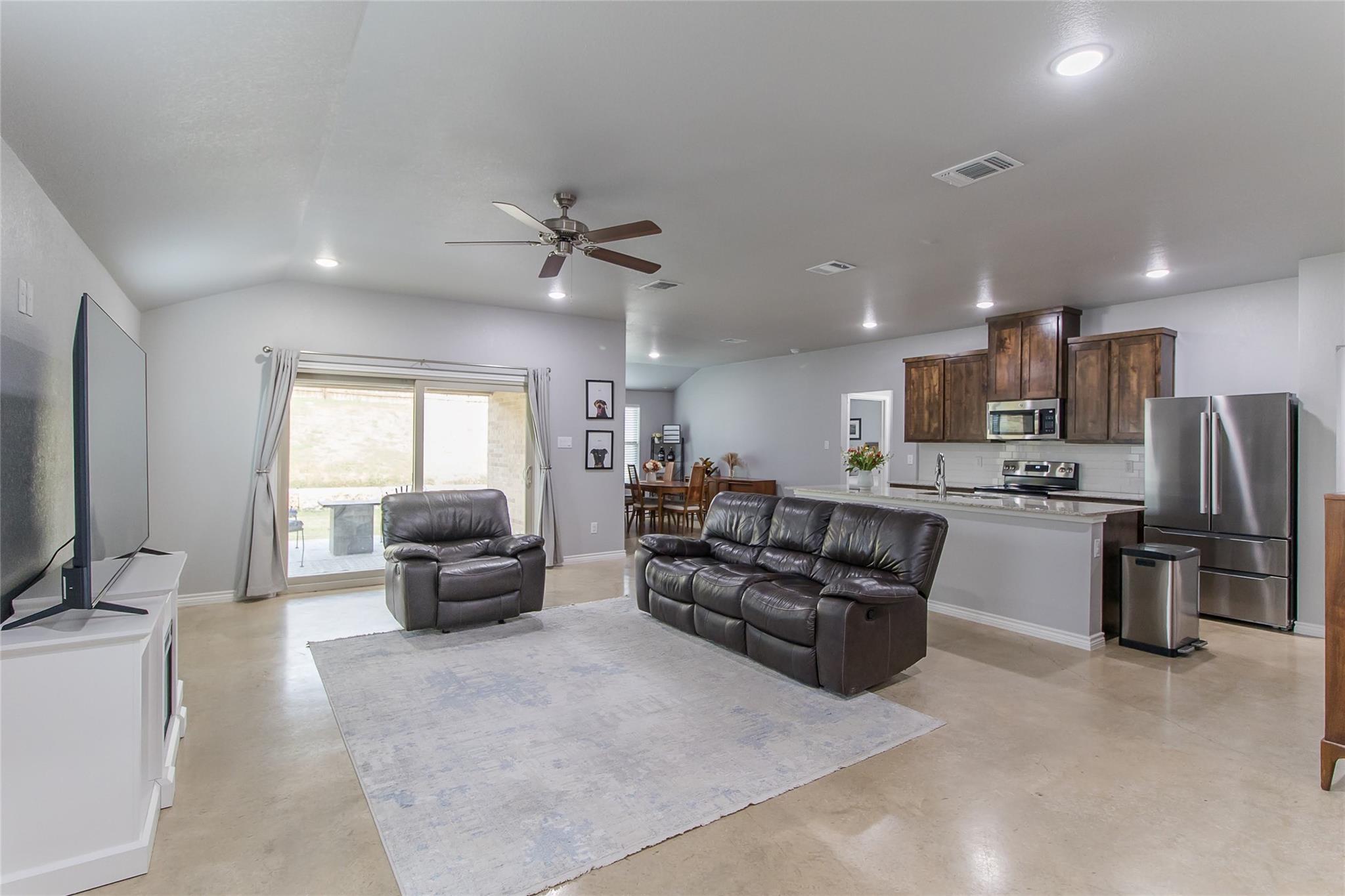 1715 Dryden Ave, Copperas Cove, TX 76522