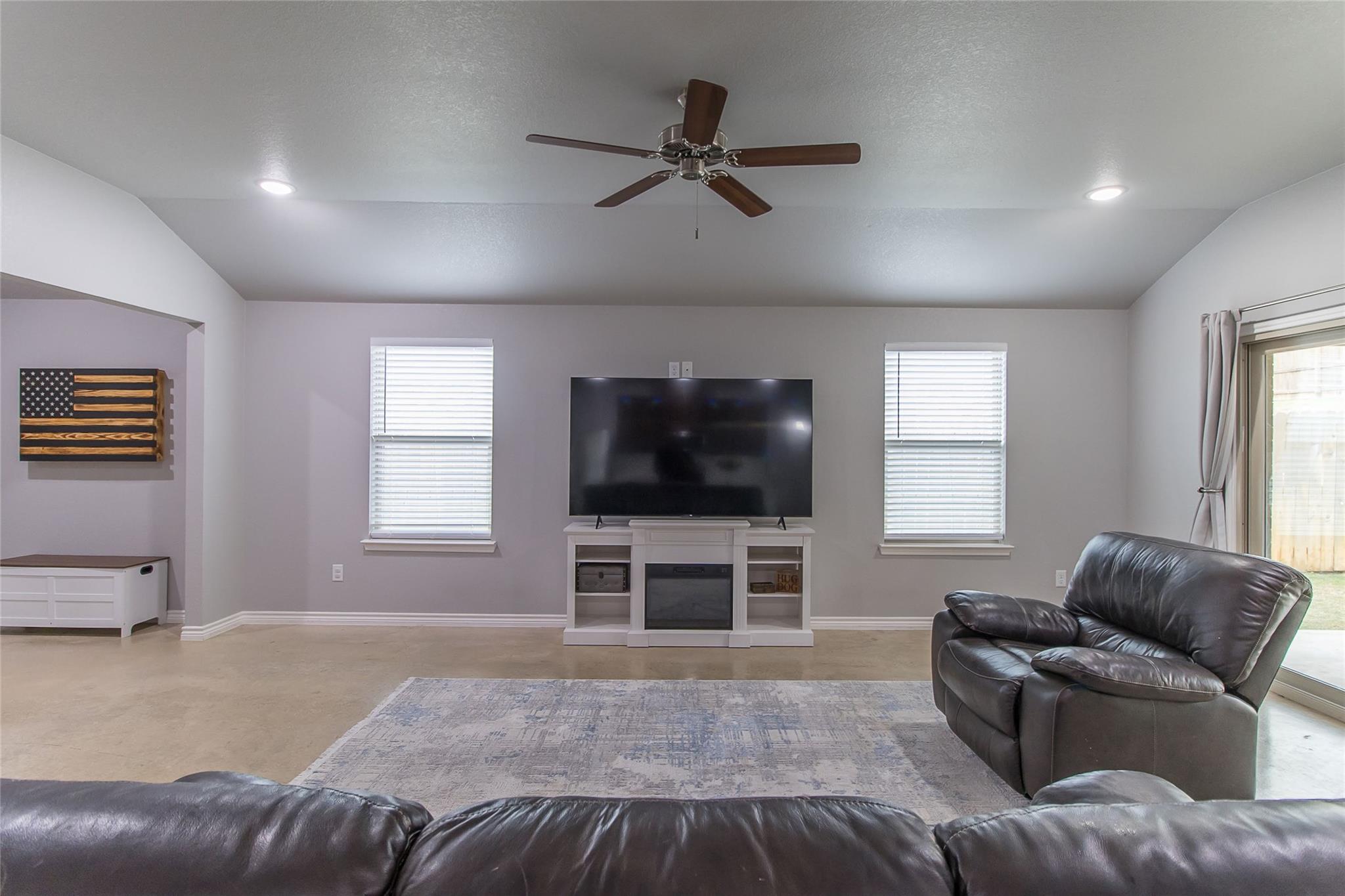 1715 Dryden Ave, Copperas Cove, TX 76522