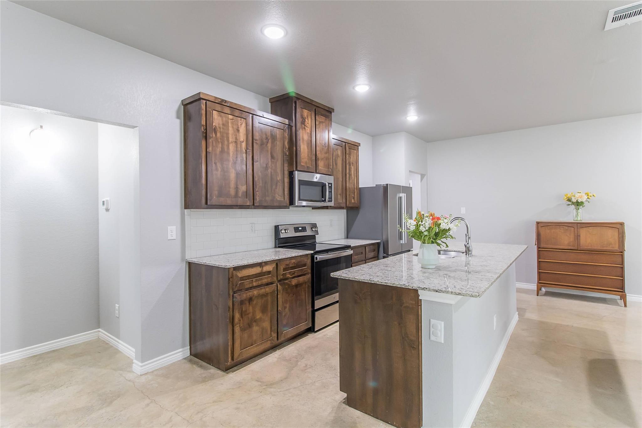 1715 Dryden Ave, Copperas Cove, TX 76522