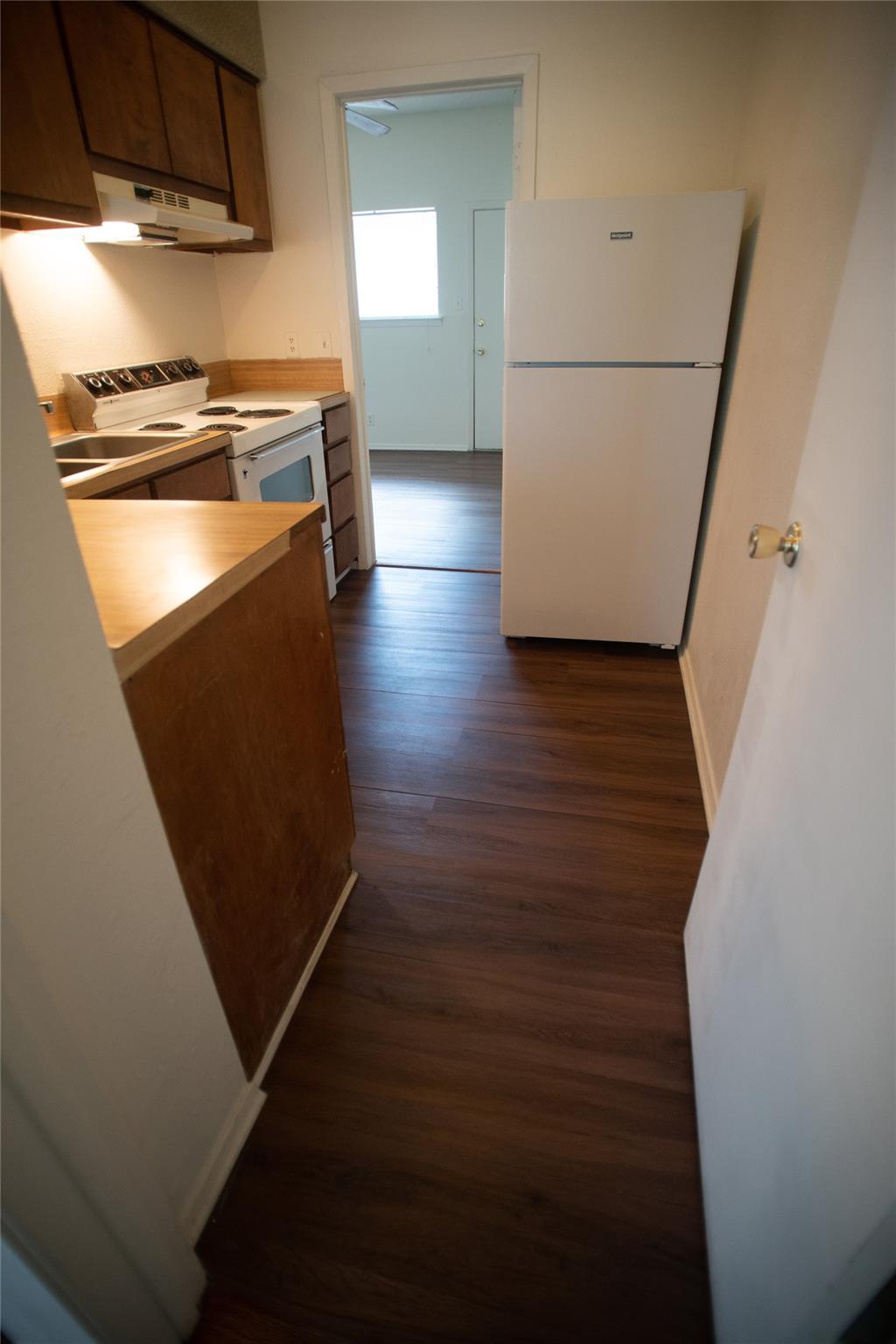 3000 Guadalupe St # 208, Austin, TX 78705