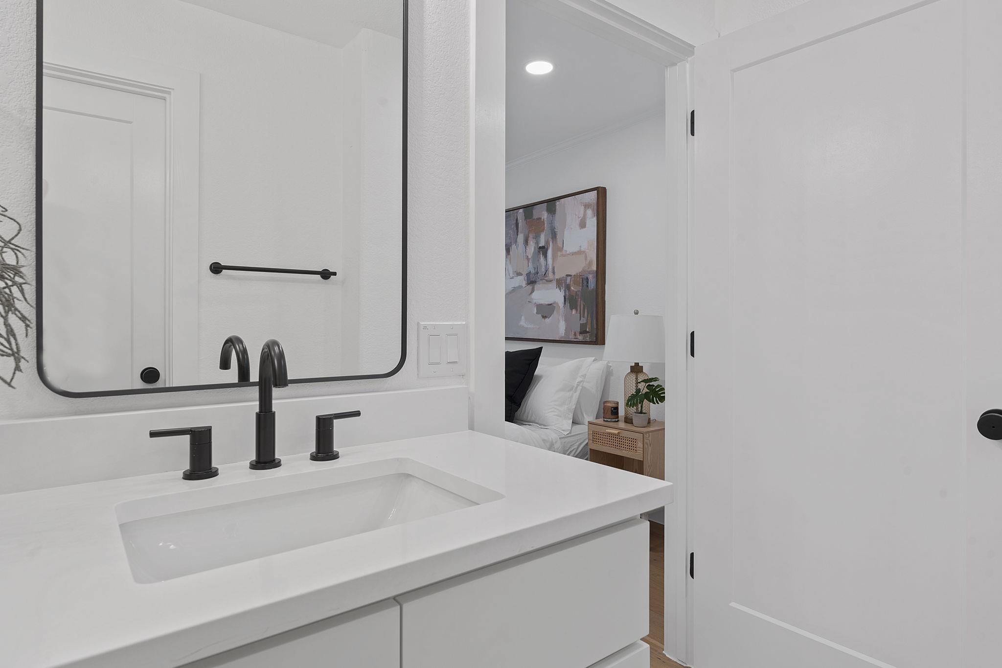 1222 Eleanor St # 1, Austin, TX 78721