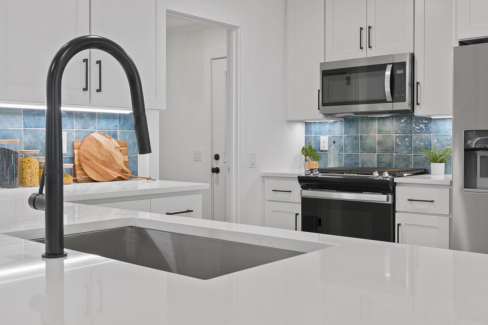 1222 Eleanor St # 1, Austin, TX 78721