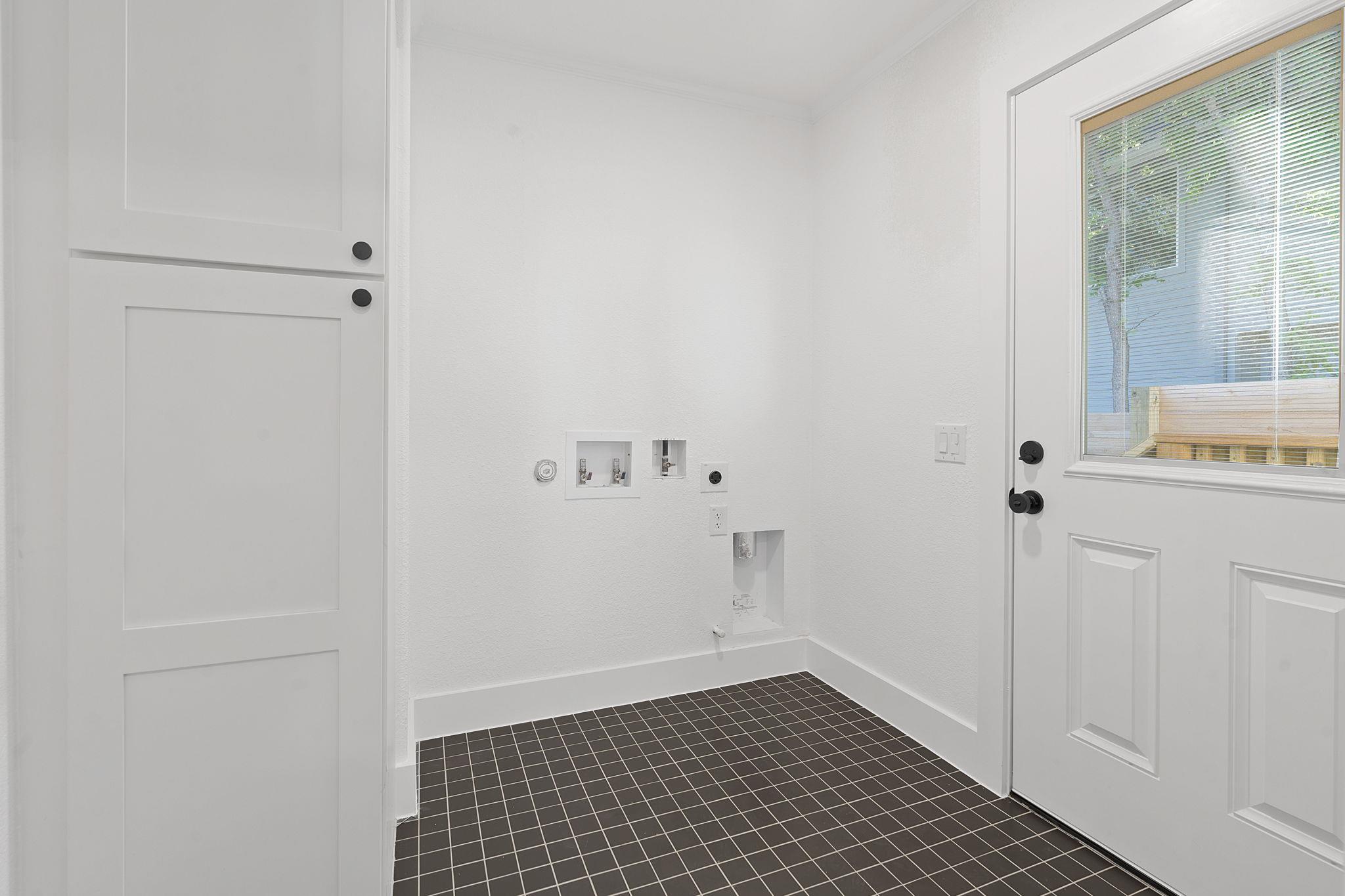 1222 Eleanor St # 1, Austin, TX 78721