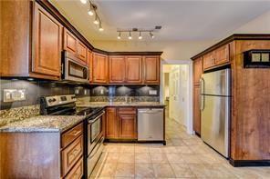 2210 Pearl St # 206, Austin, TX 78705