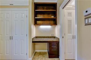 2210 Pearl St # 206, Austin, TX 78705