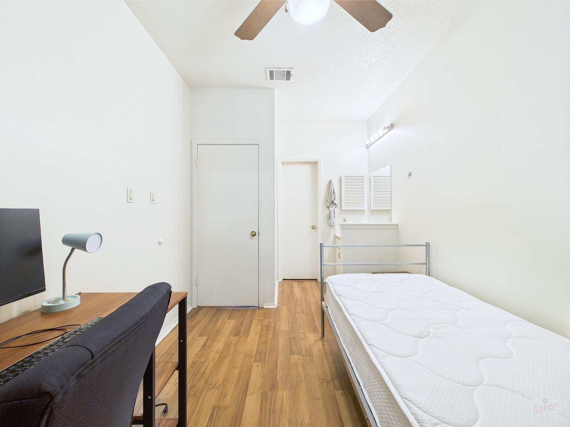 2905 Swisher St # 205, Austin, TX 78705