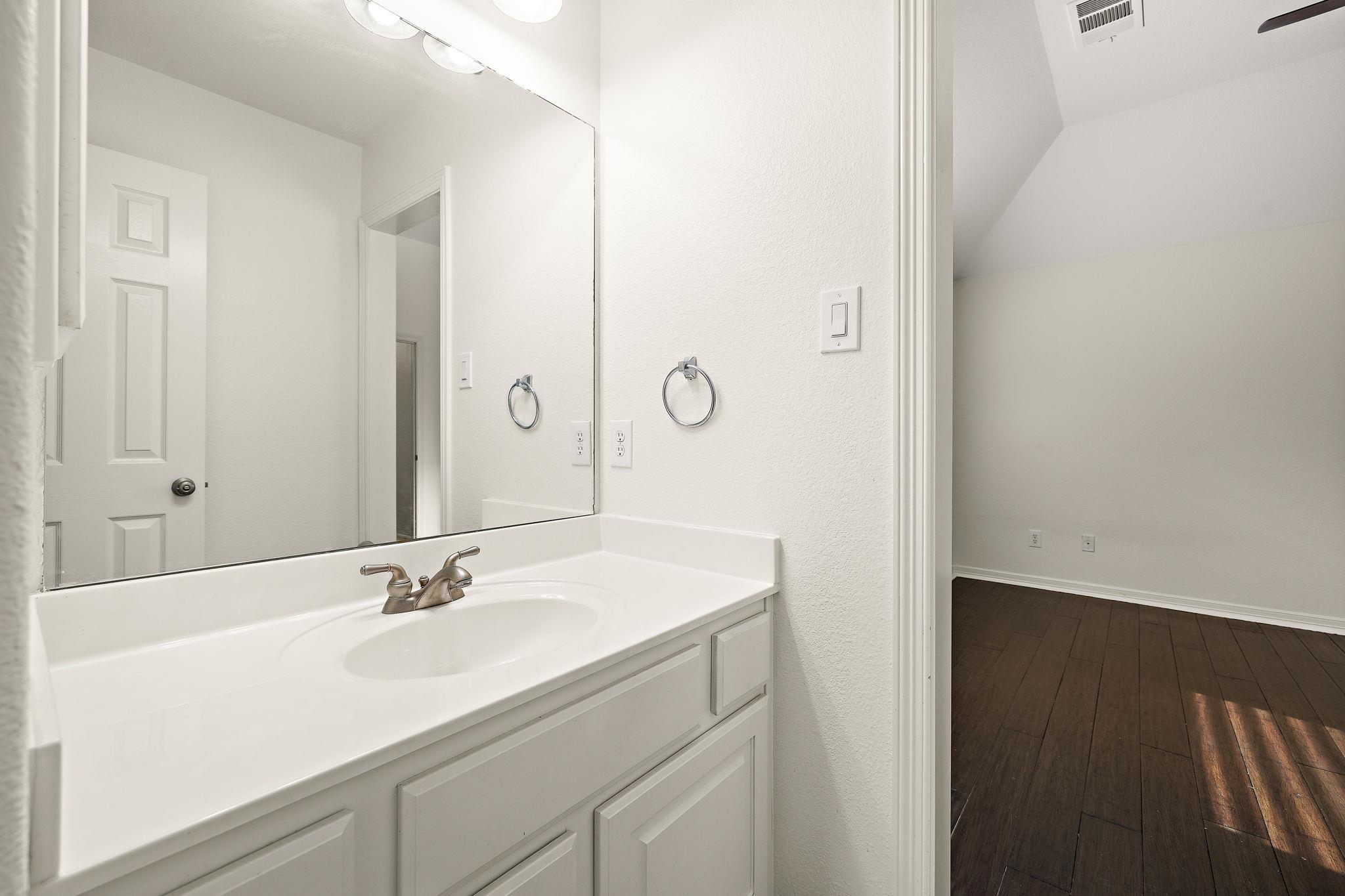 2236 Fernspring Dr, Round Rock, TX 78665