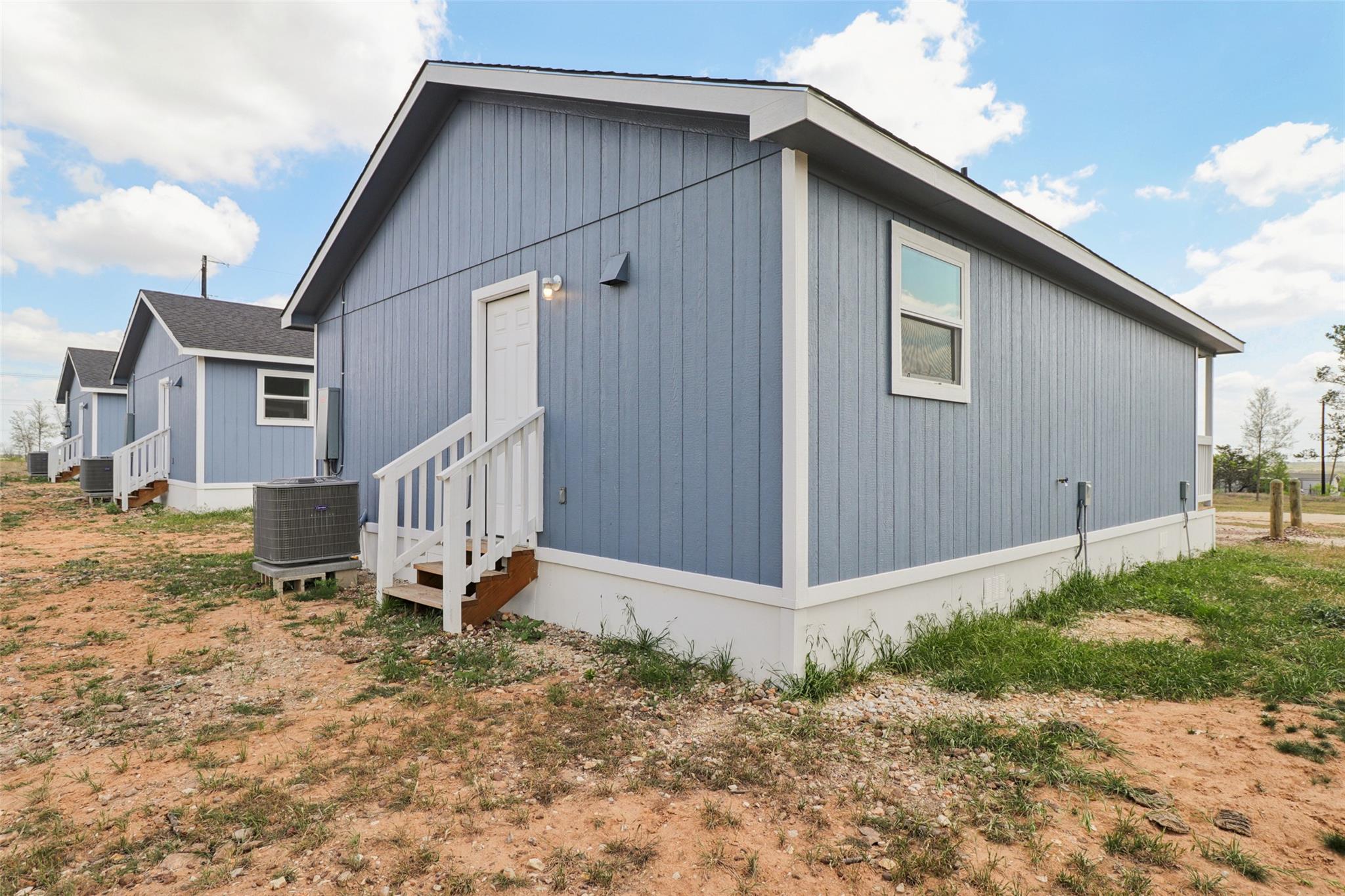 1087 Schubert Ln # C, Kyle, TX 78640