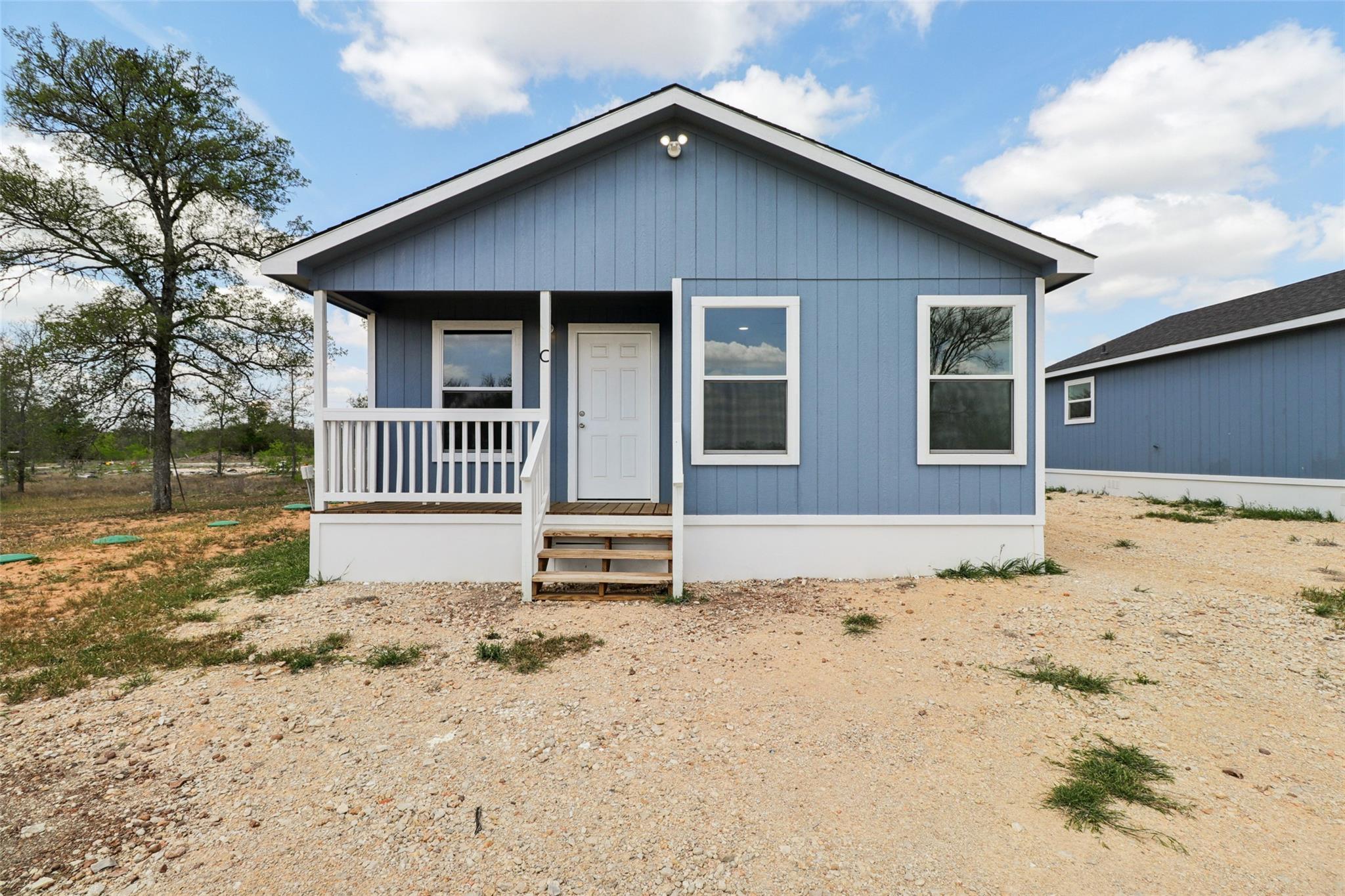 1087 Schubert Ln # C, Kyle, TX 78640